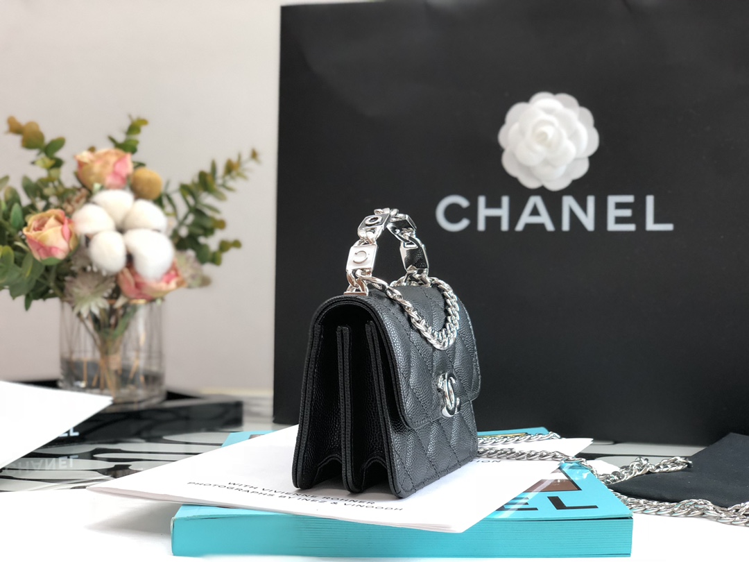 CHANLE Vintage Chain Bag-13*9.5*6CM