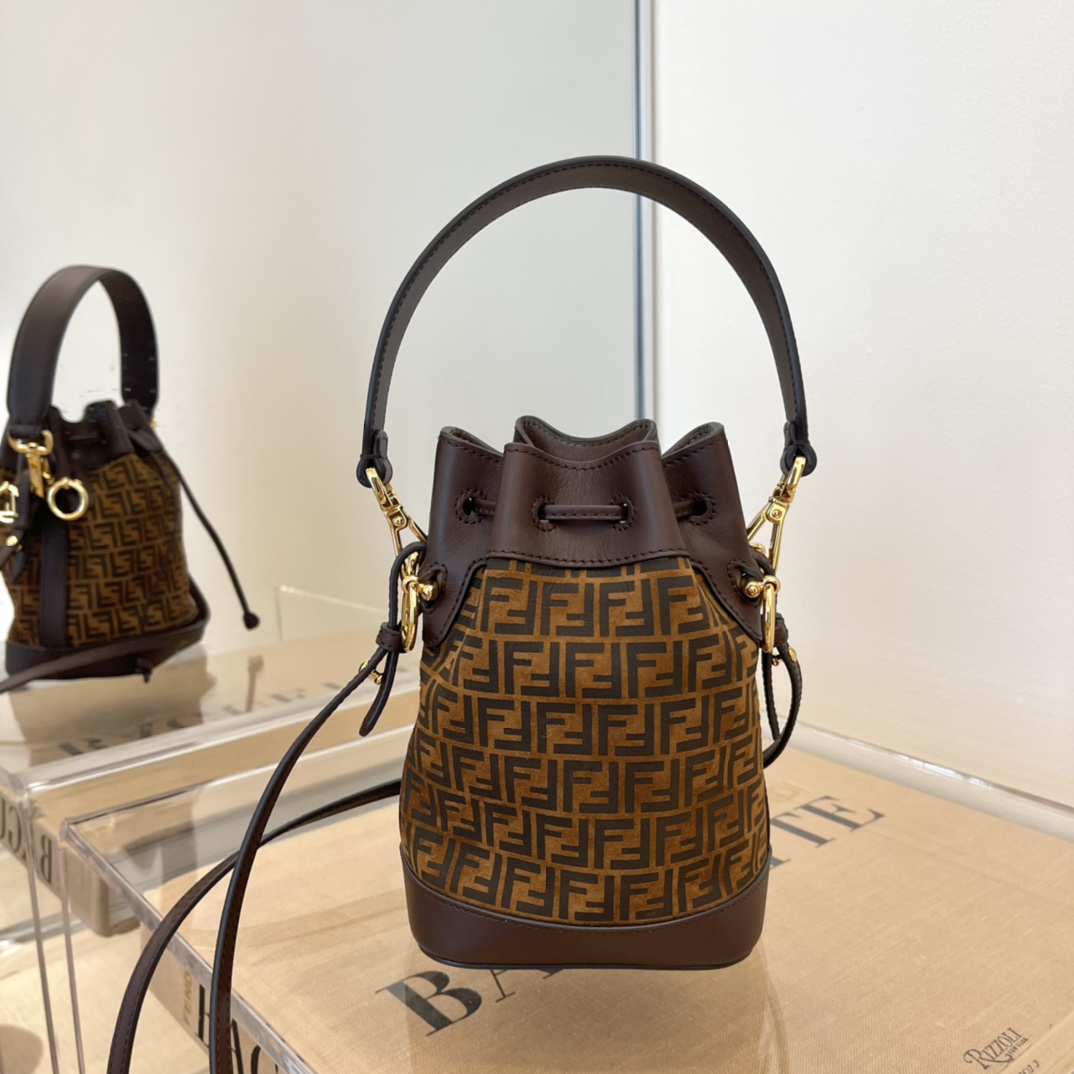 F**di mini mon tresor bag -12x18x10cm