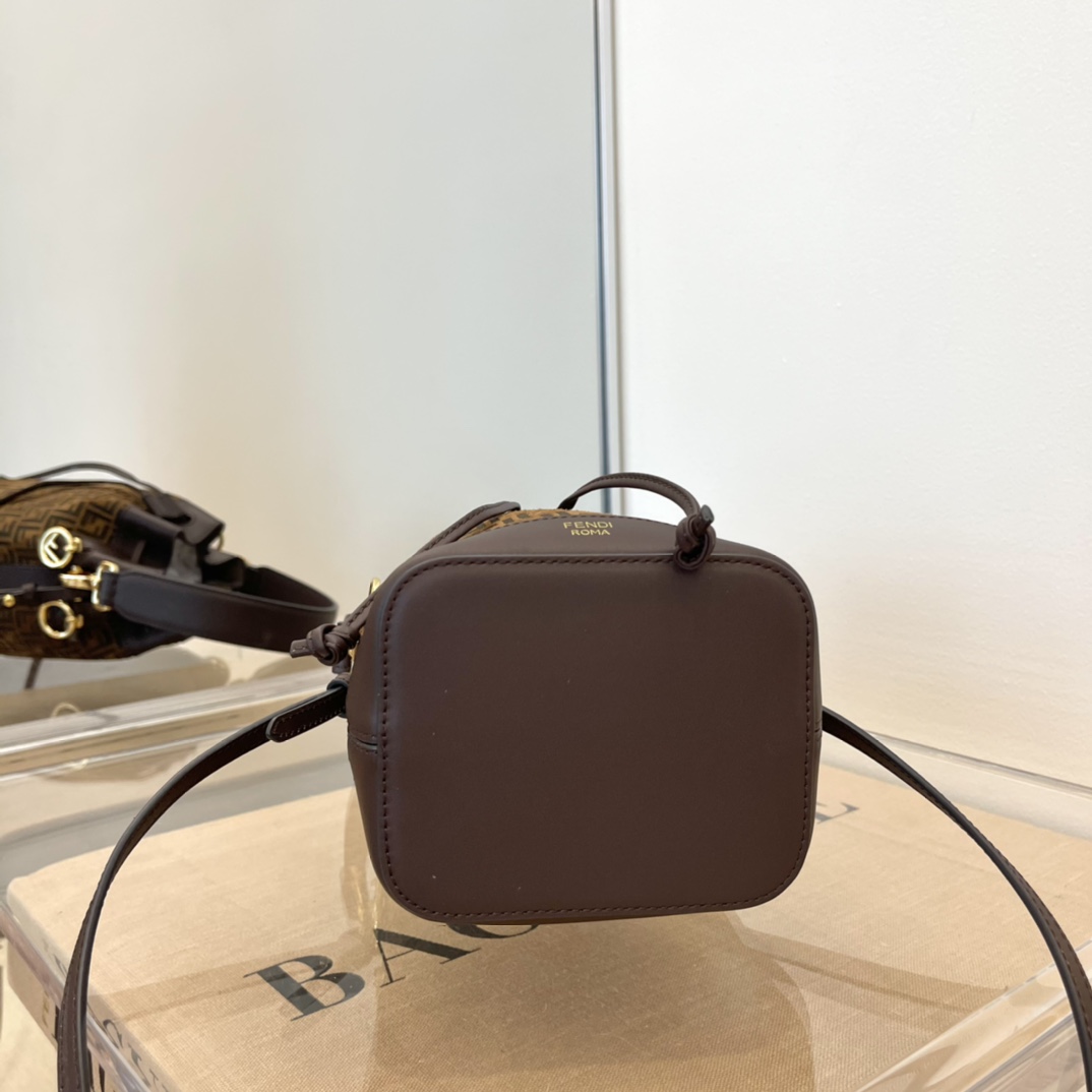 F**di mini mon tresor bag -12x18x10cm