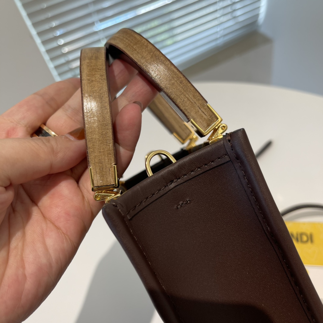 F**di sunshine mini tote -13x6.5x18cm