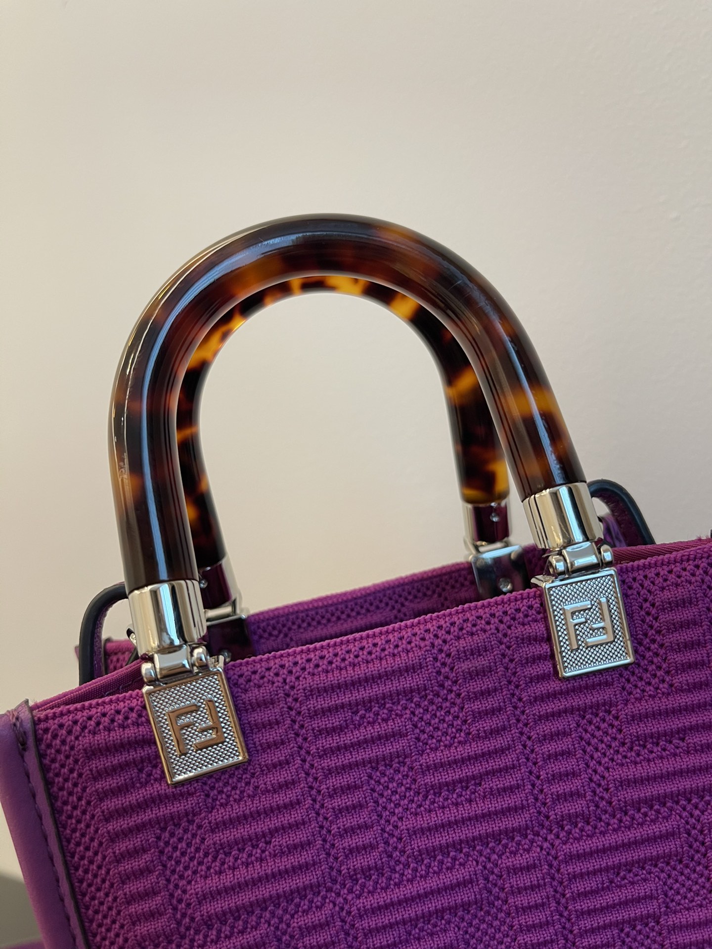 F**di sunshine mini tote -13x6.5x18cm