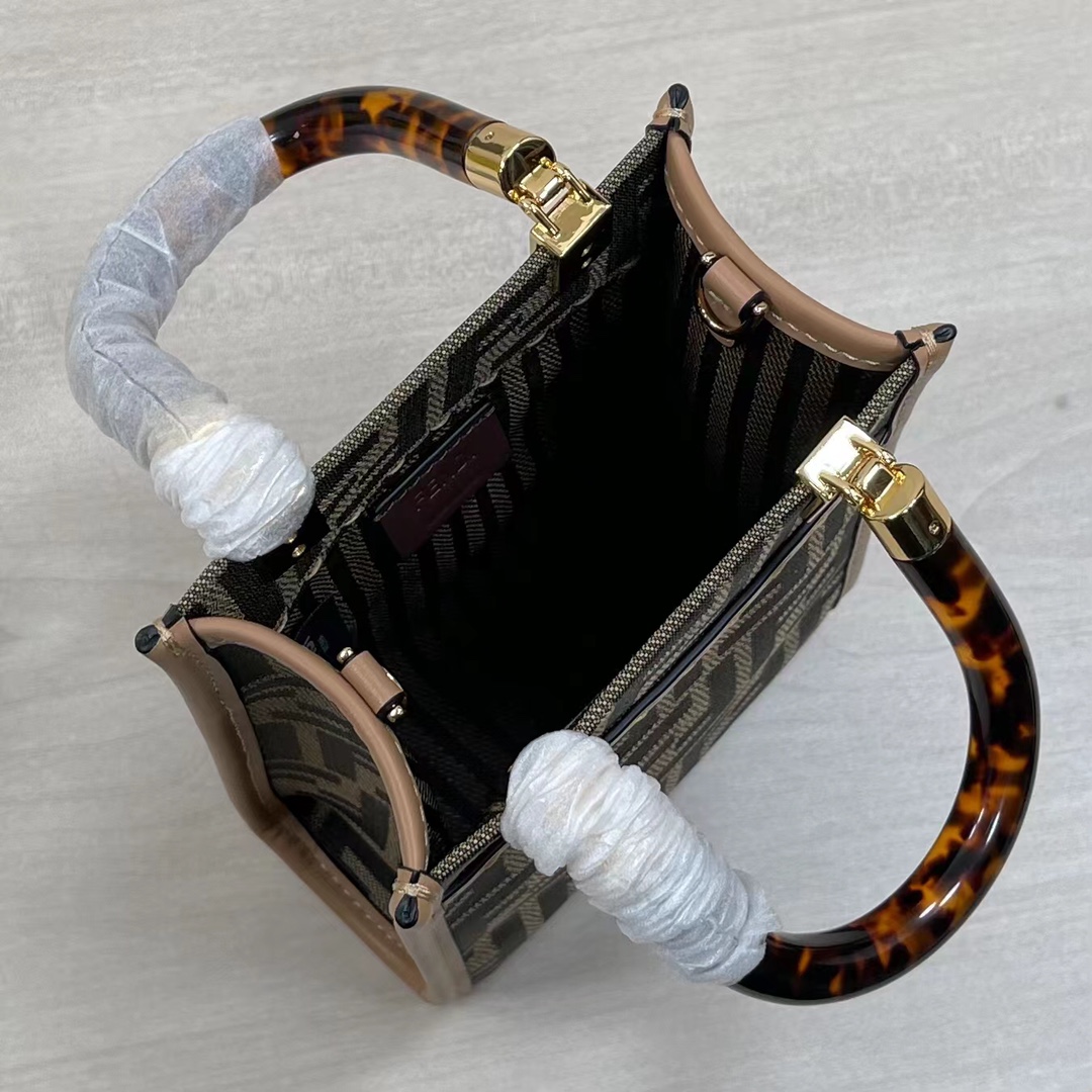 F**di sunshine mini tote -13x6.5x18cm