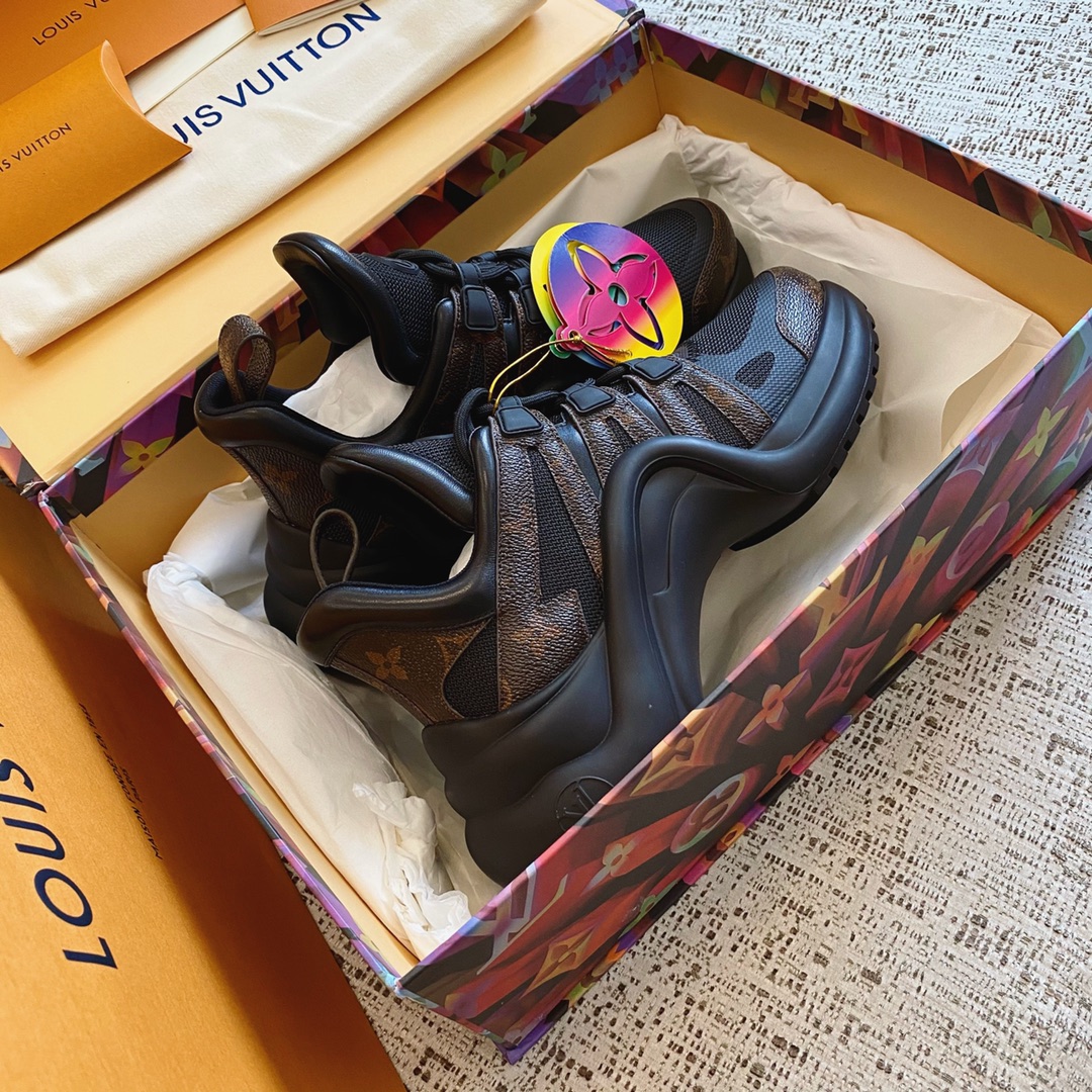 l**is V*t*n archlight sneaker