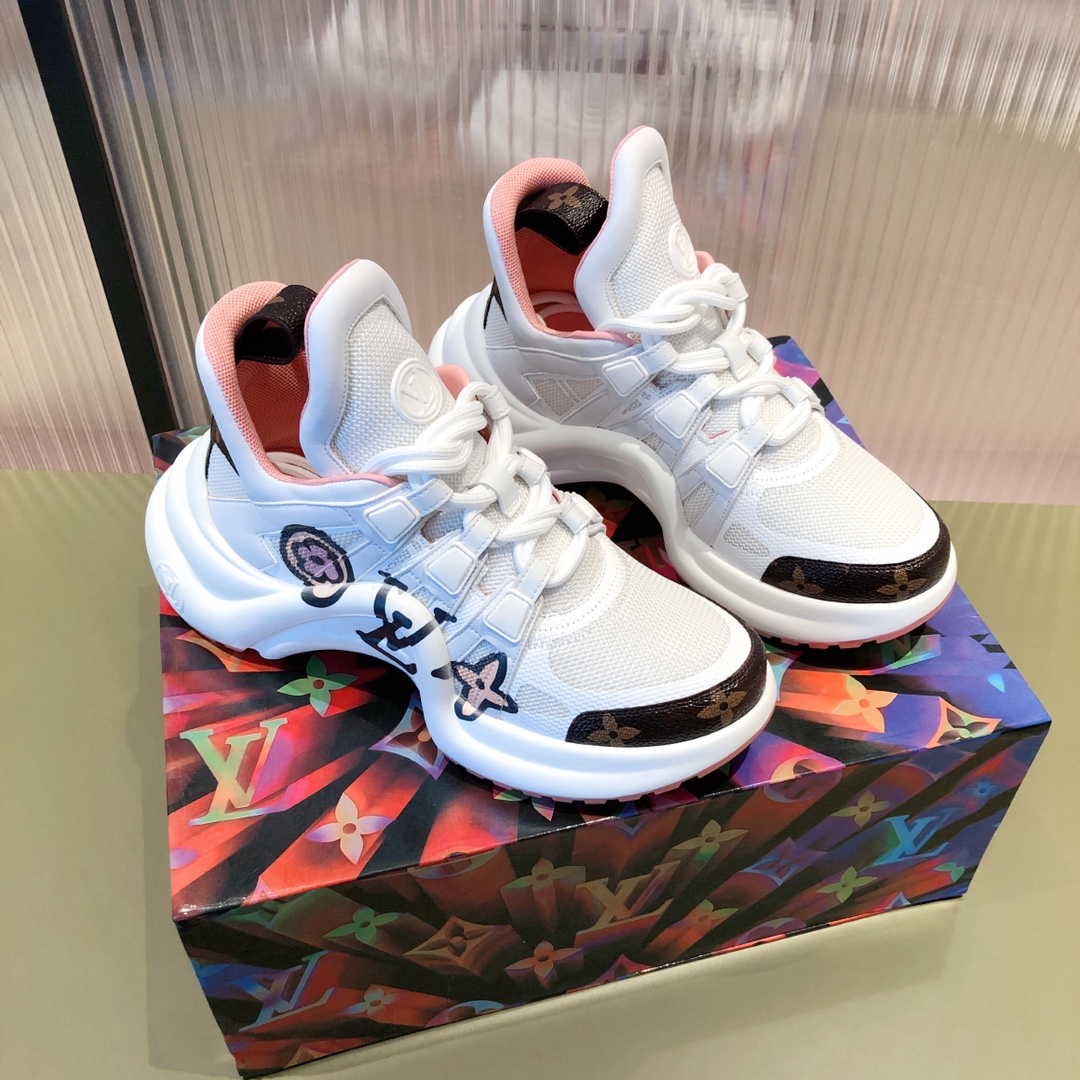 l**is V*t*n archlight sneaker