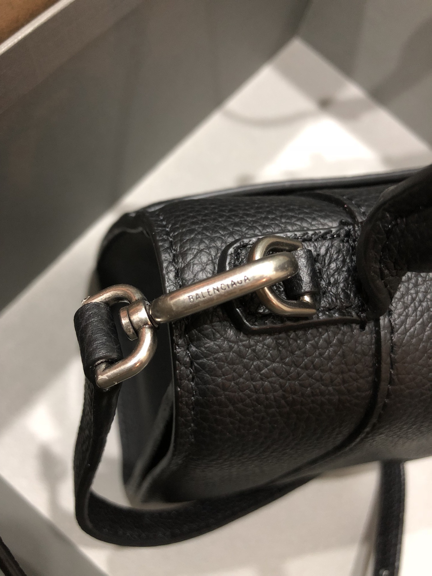 Ba*len*cia*ga hourglass bag-23x10x24cm