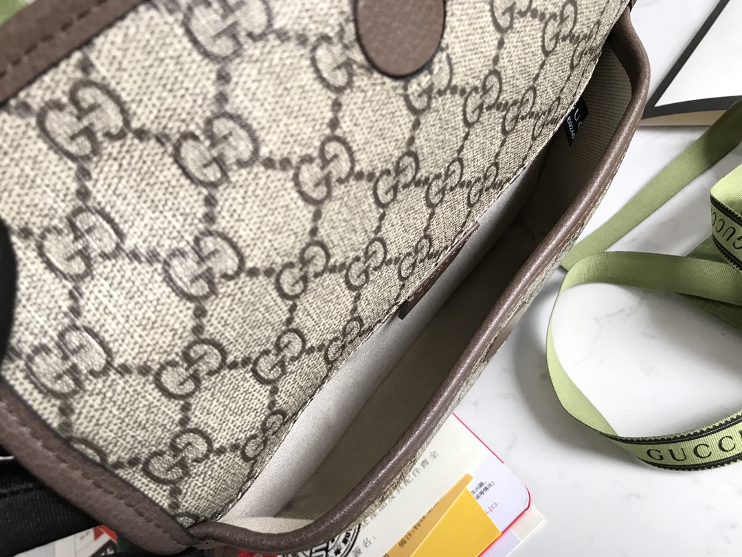 g*u*i vintage gg S*p*e brossbody bag-20x13x2.5cm