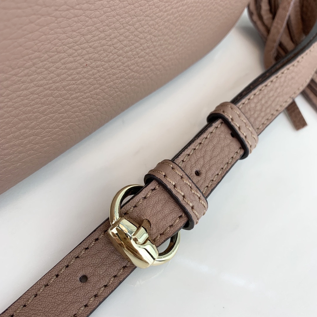 G*u*i soho -21*15*7cm