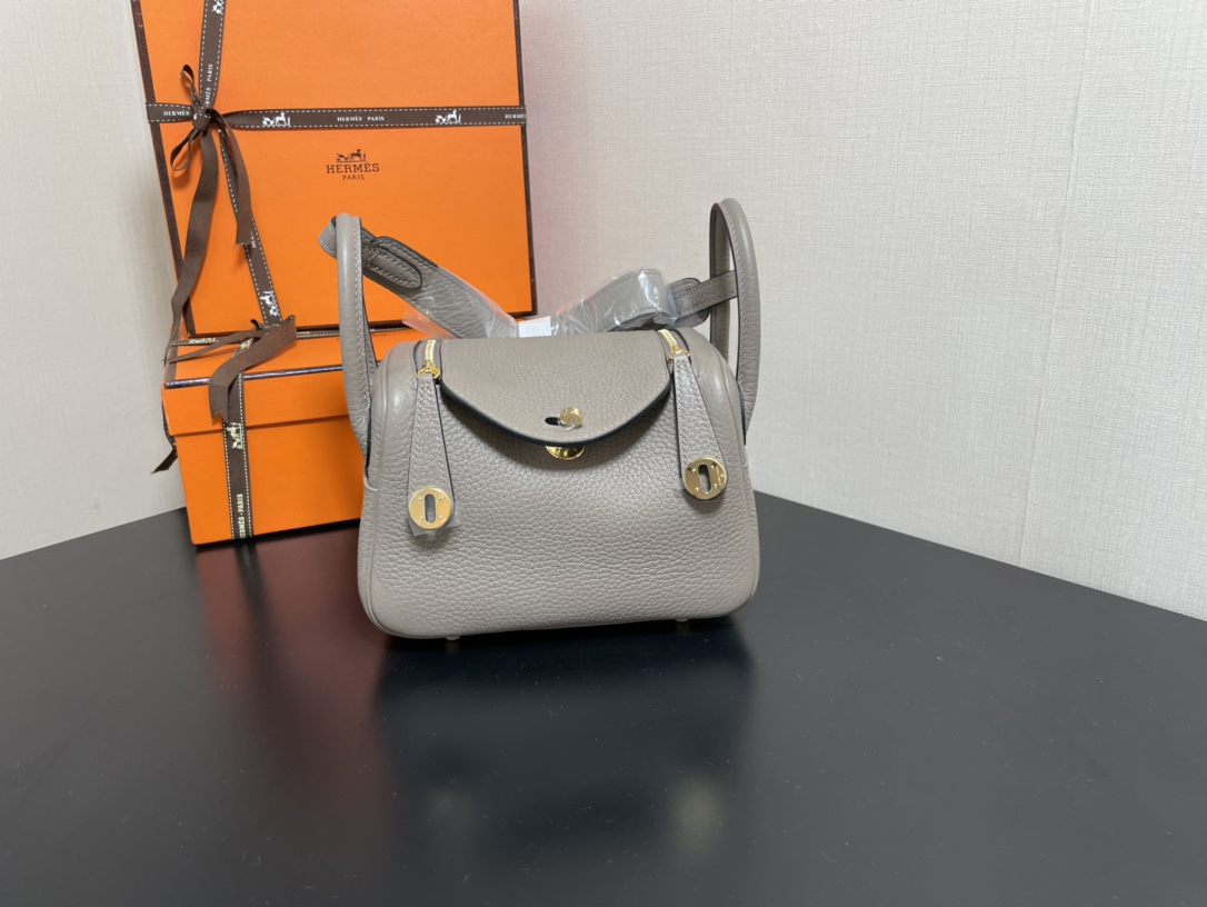 H**mes lindy 19-togo leather-19cm