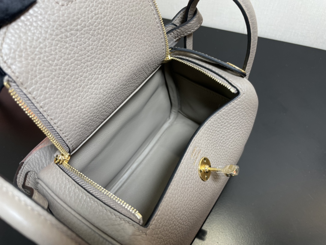 H**mes lindy 19-togo leather-19cm