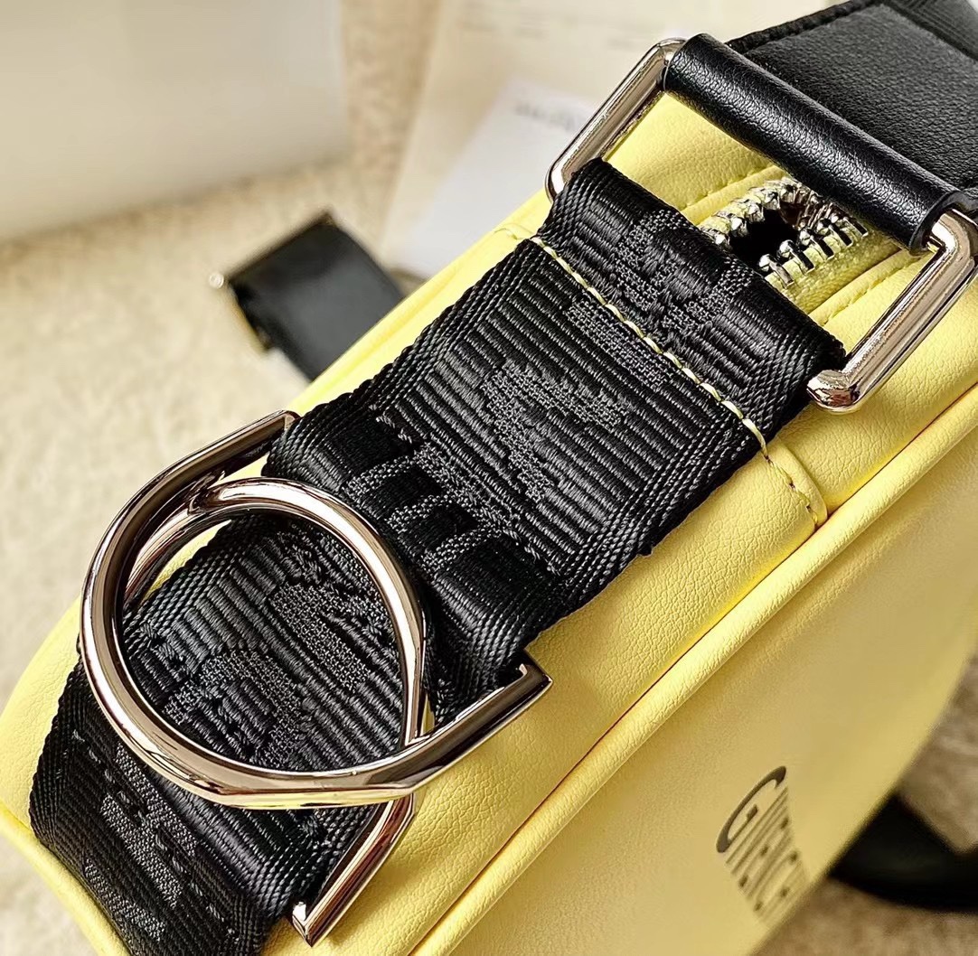 Givenchy Waist Bag-16x11x8CM