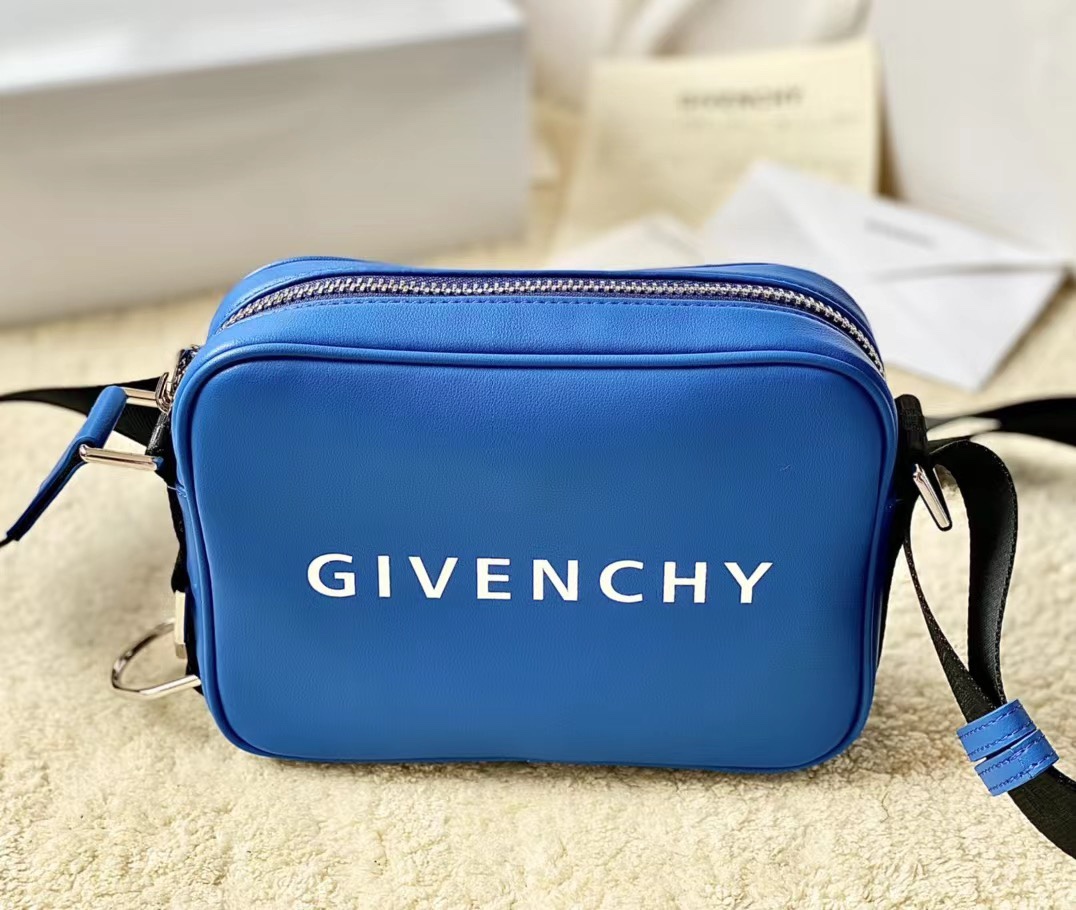 Givenchy Waist Bag-16x11x8CM