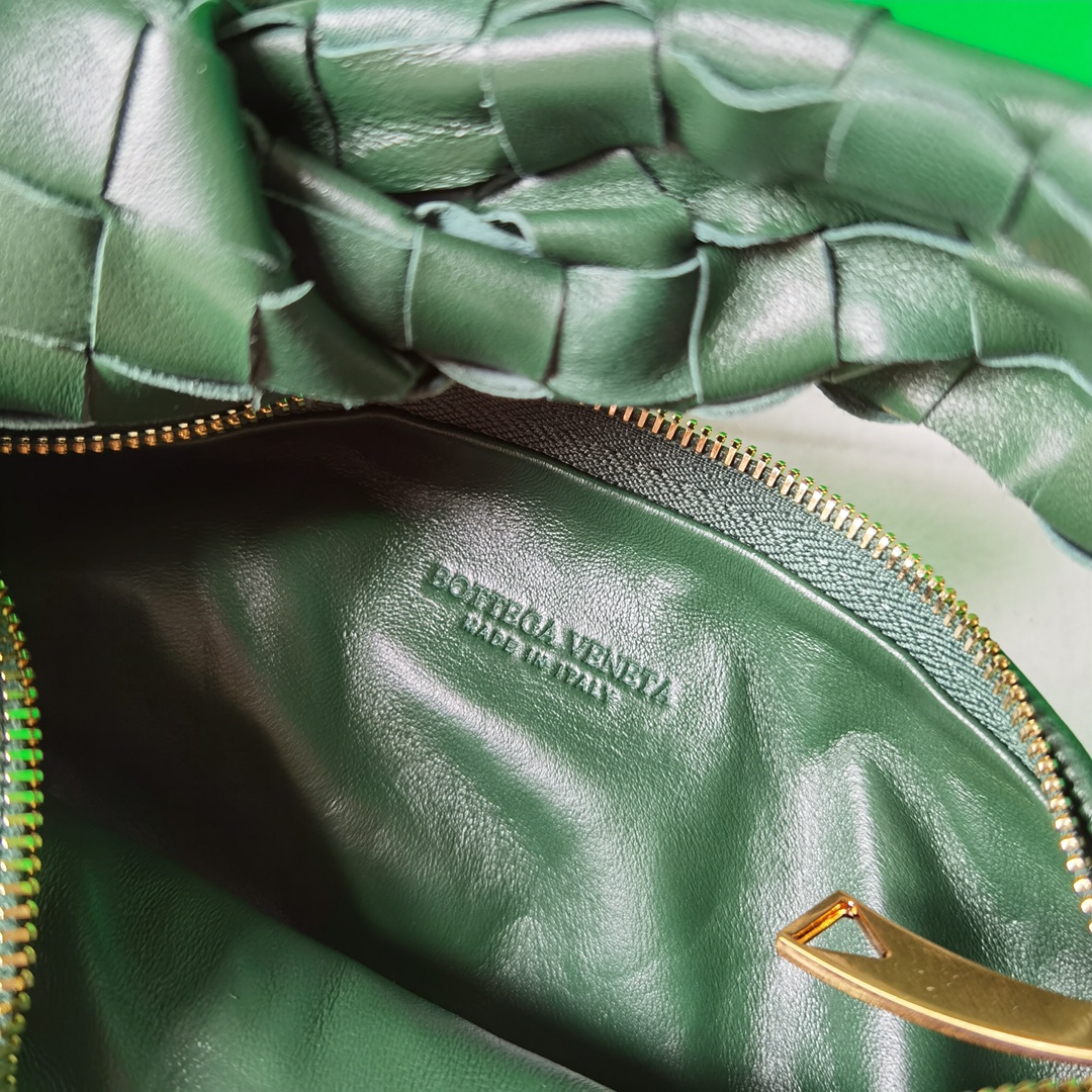 Bo*te*ga ve*ne*ta jodie hobo-23x28x8cm