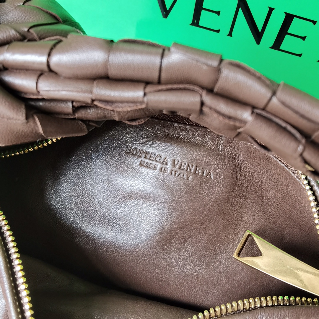 Bo*te*ga ve*ne*ta jodie hobo-23x28x8cm