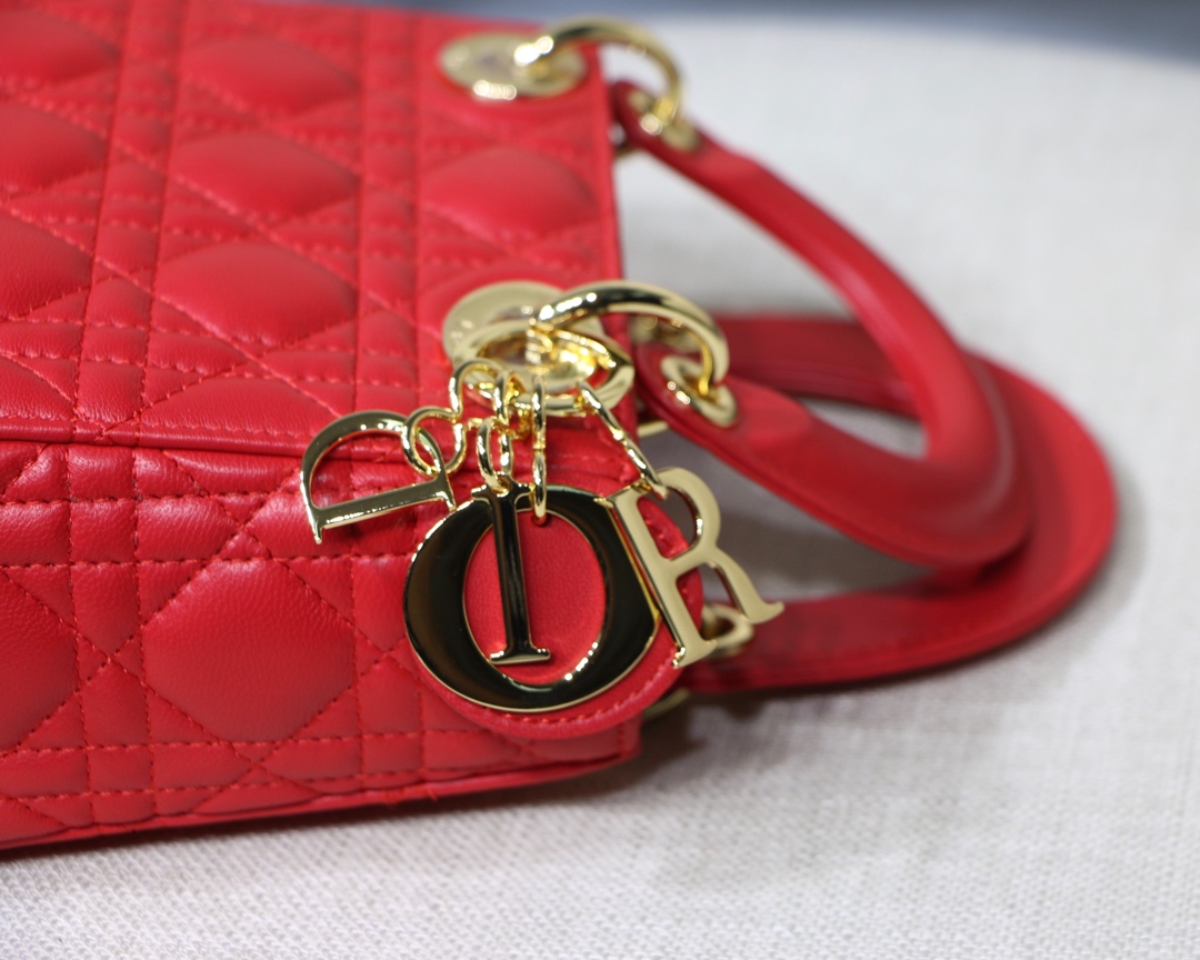 lady D*or mini-17*15*8cm