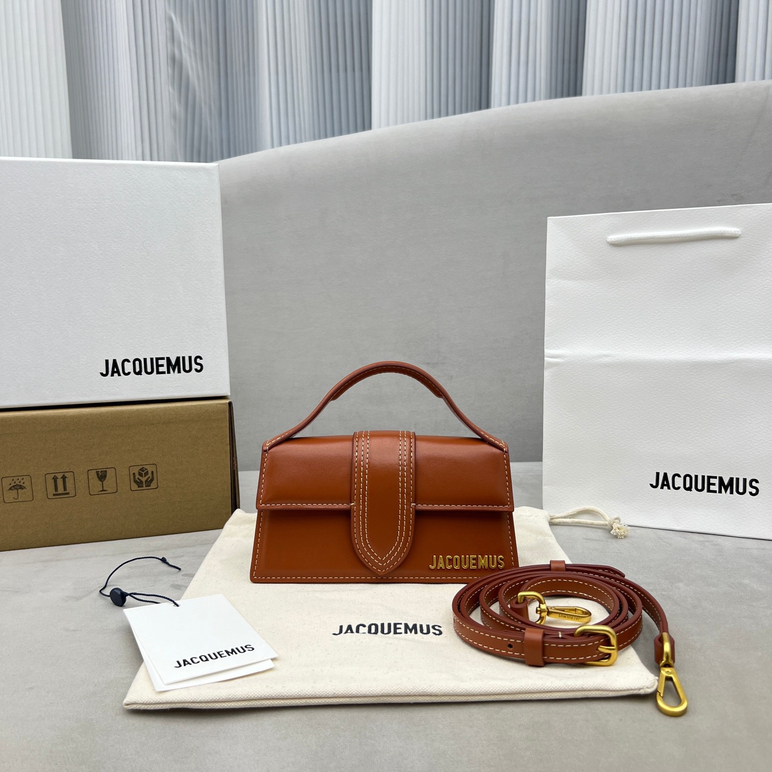 Jacquemus Small Bamnino Bag-18x6x7CM
