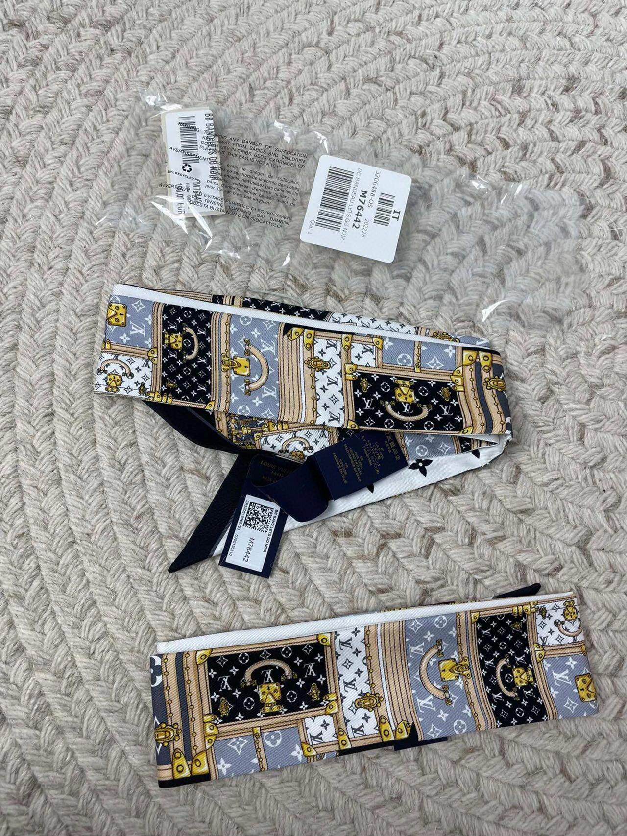 l**is V*t*n crafty bi color envy hair band