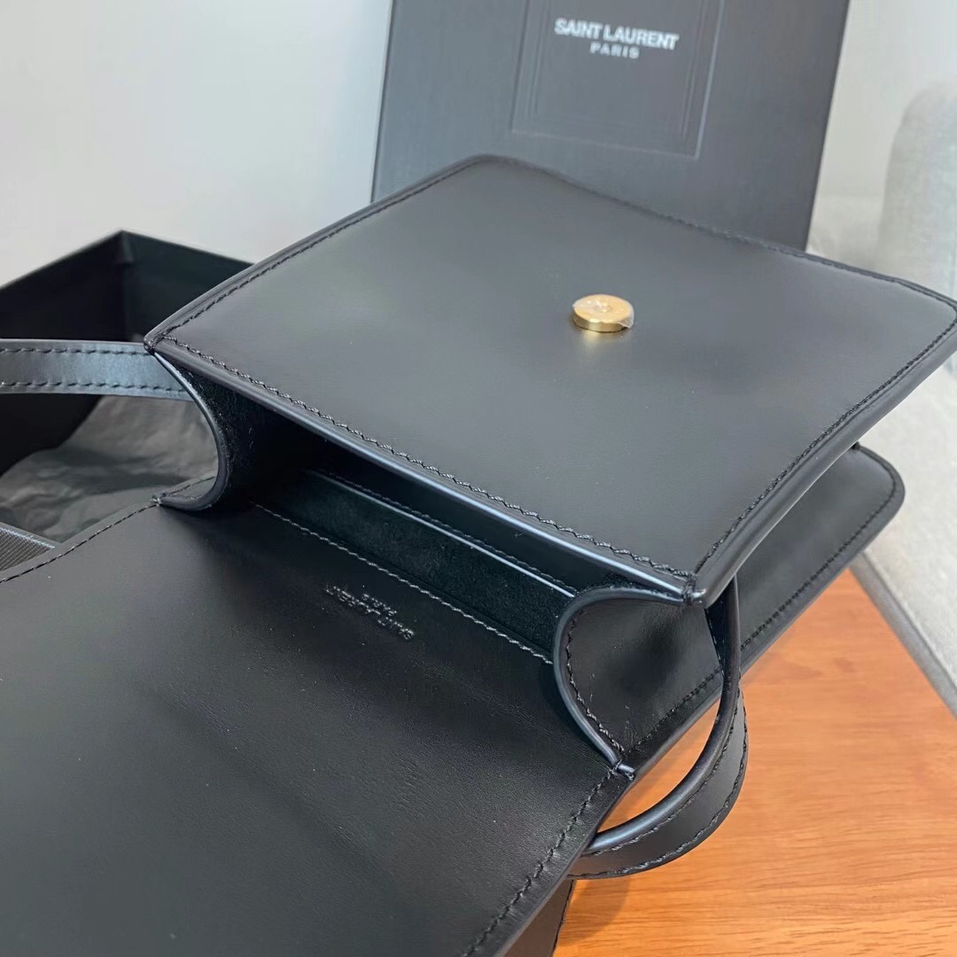 ysl kaia N0*H/south satchel in vegeatble-16*18*6cm