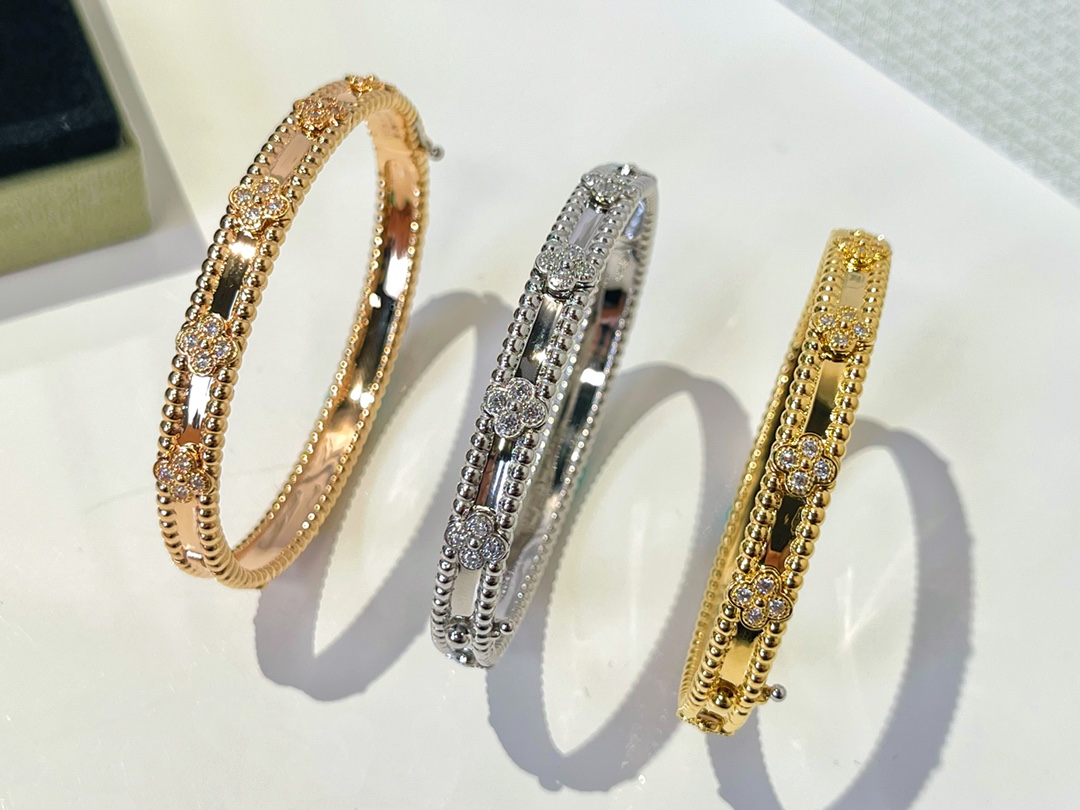 Van Cleef &Arpels Bracelet