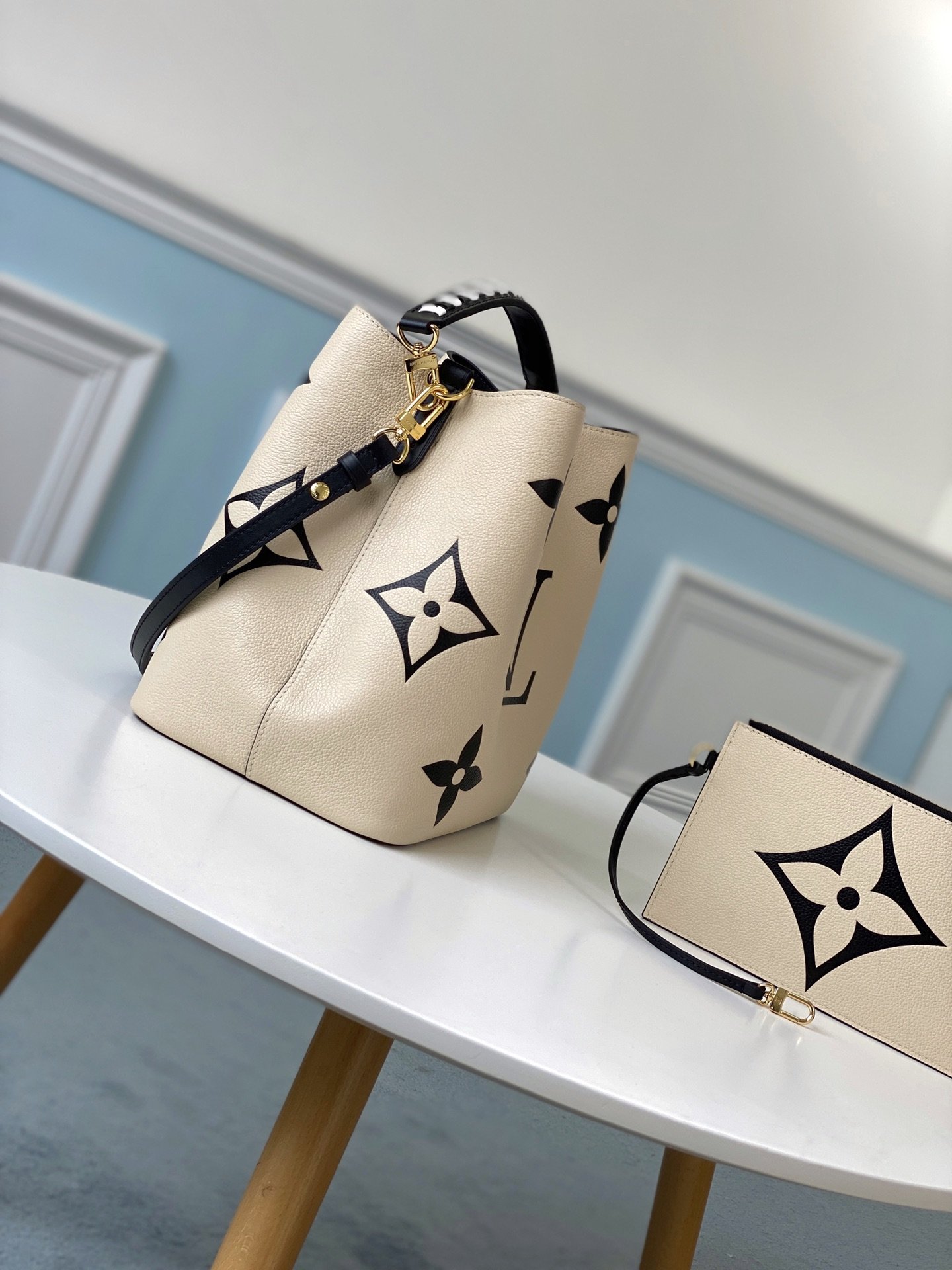 l**is V*t*n néonoé crafty bucket-26*26*17.5cm