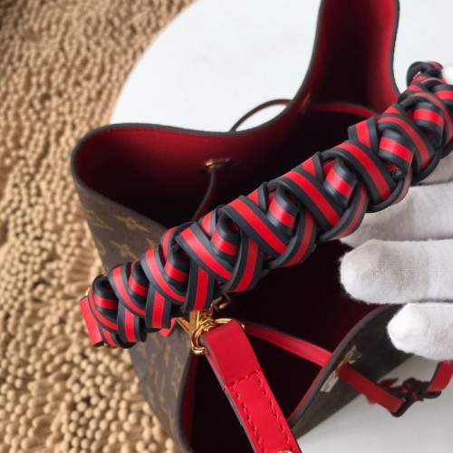 l**is V*t*n néonoé-26*26*17.5cm