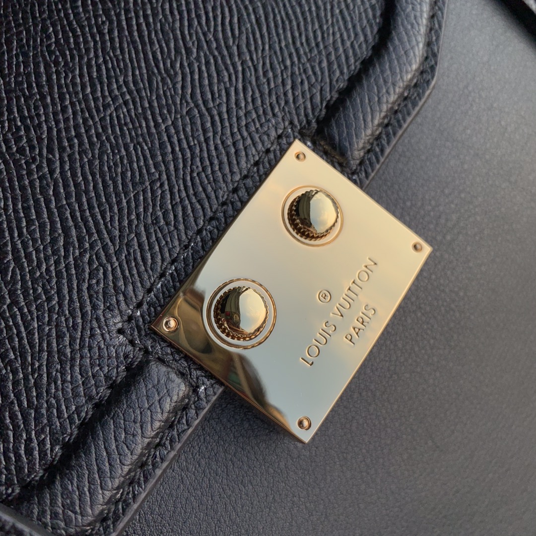 l**is V*t*n arch handbags-22*20*13cm