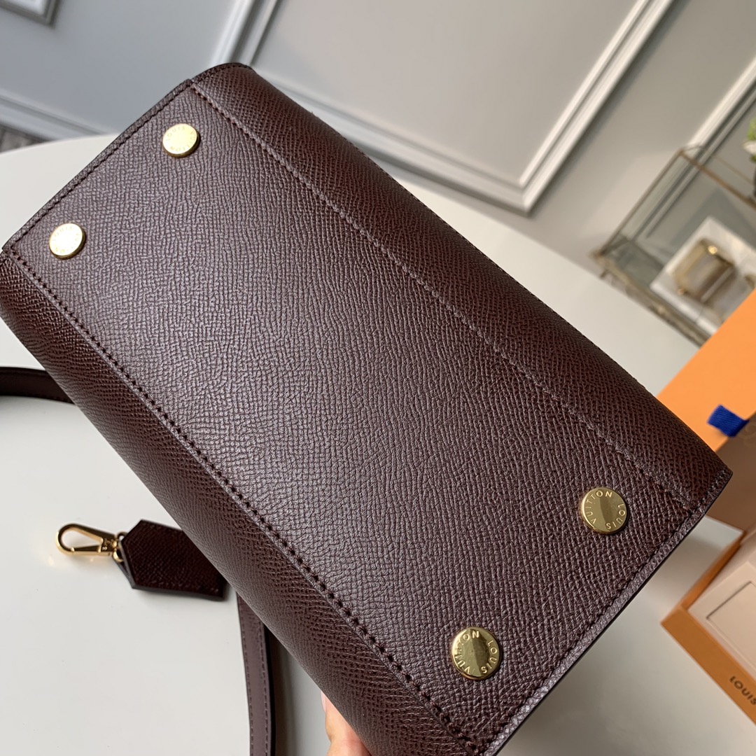 l**is V*t*n arch handbags-22*20*13cm