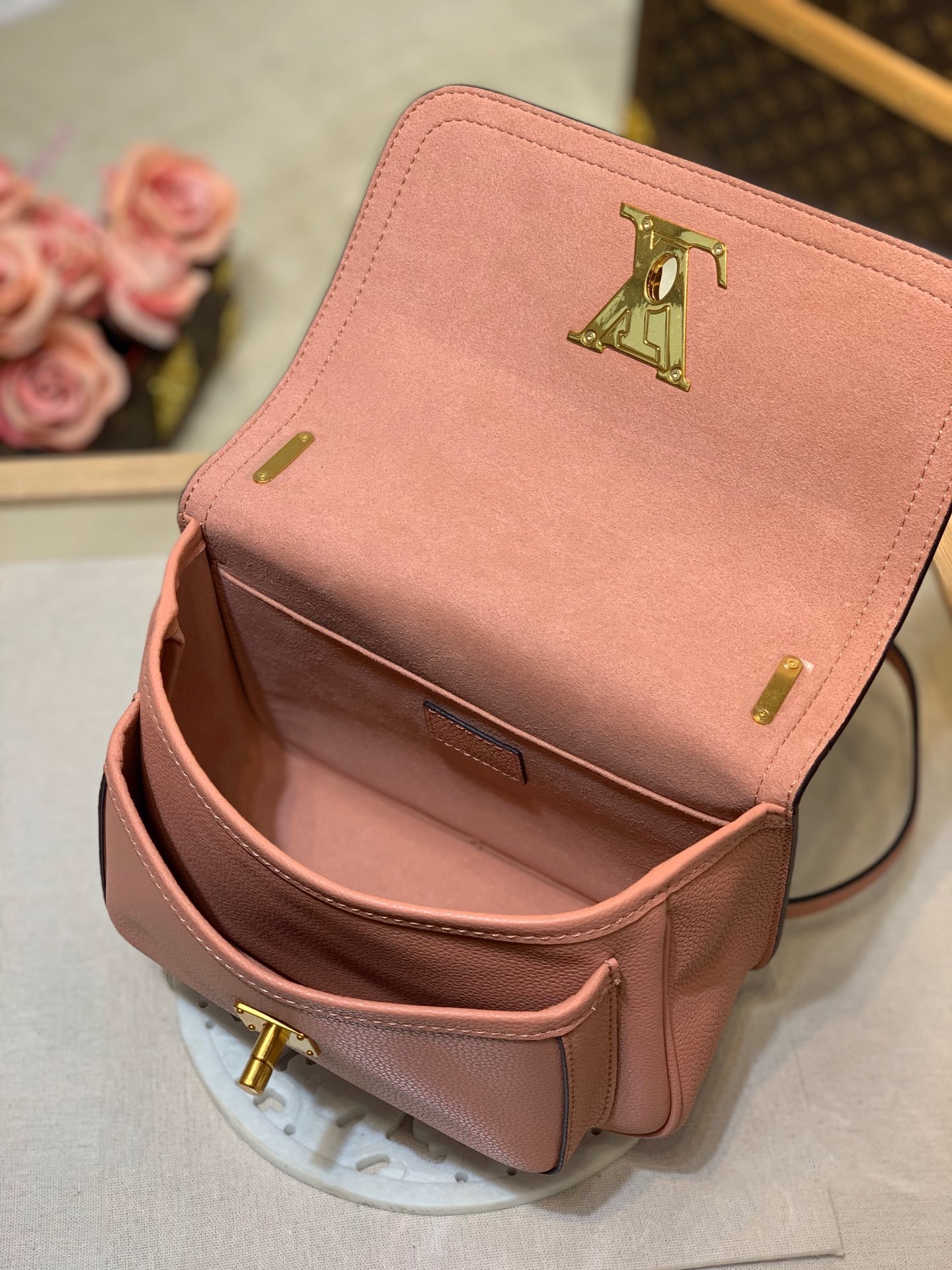 l**is V*t*n lockme handbags pm-m57073-23*17*11cm