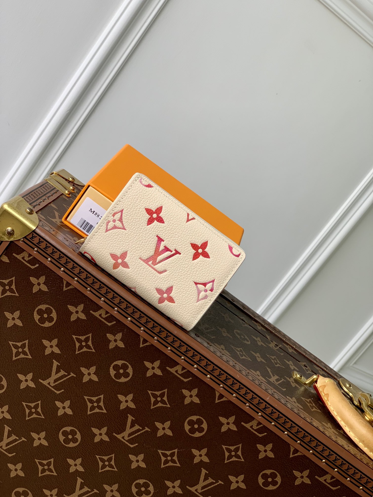 l**is V*t*n cléa wallet-11*8.5*3.5cm