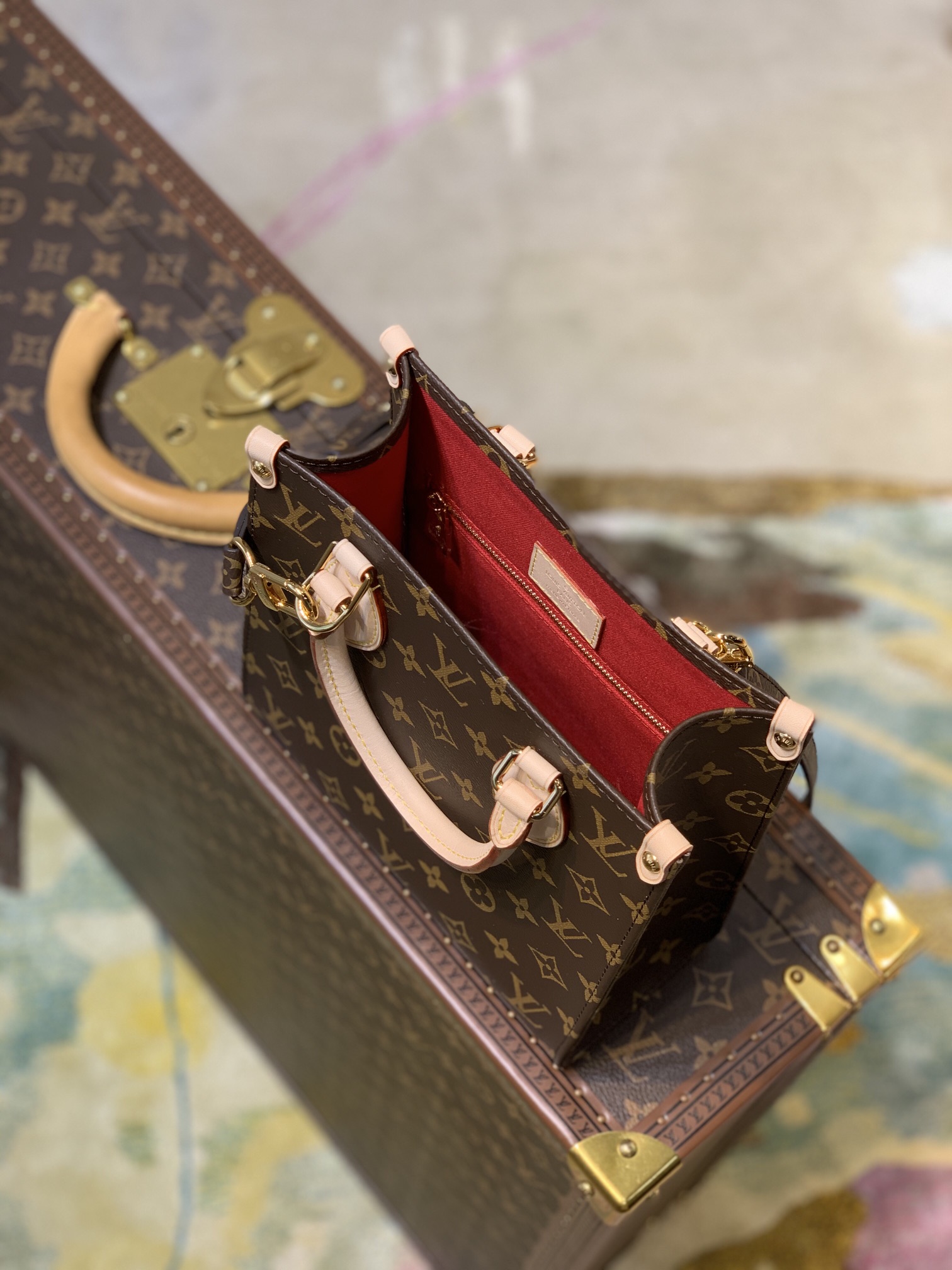 l**is V*t*n sac plat tote-20*21*10cm