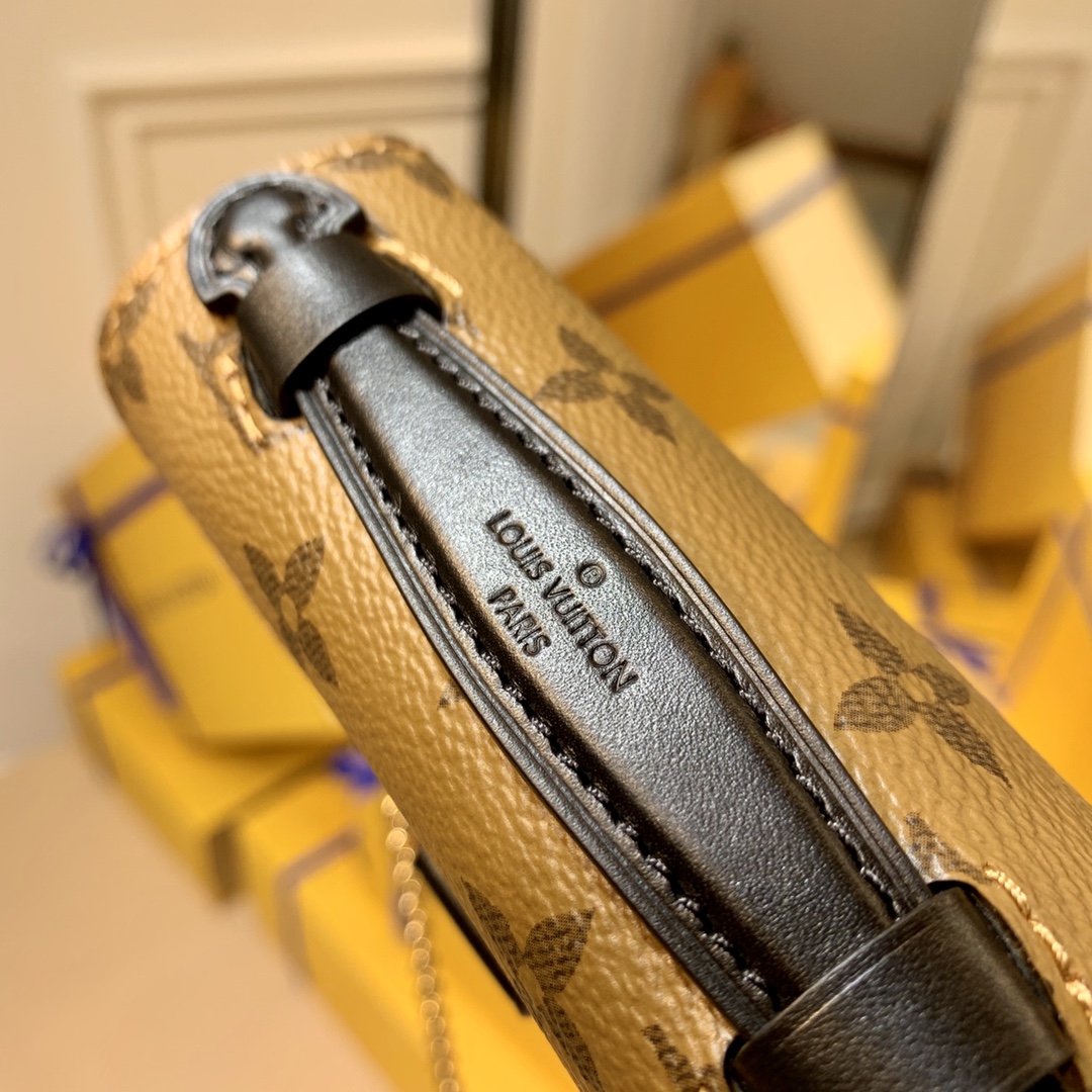 l**is V*t*n micro metis handbags-14*11* 3.5 cm