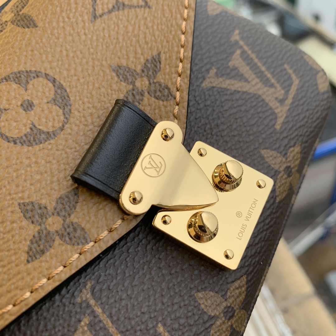 l**is V*t*n micro metis handbags-14*11* 3.5 cm