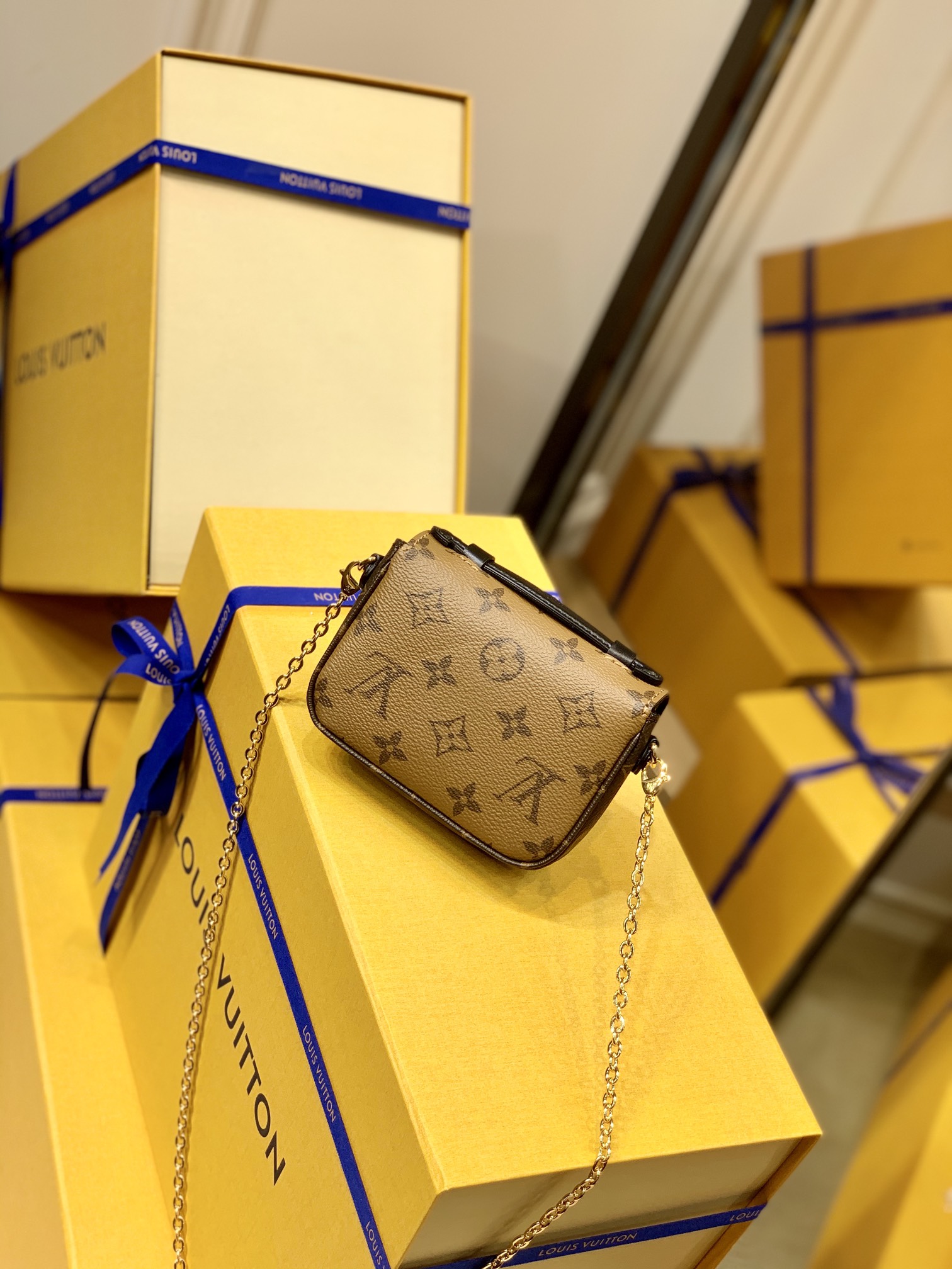 l**is V*t*n micro metis handbags-14*11* 3.5 cm