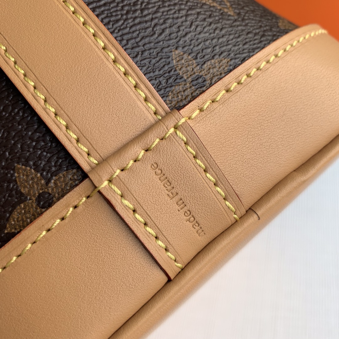 l**is V*t*n néonoé bucket bag -24 x 22 x 15cm