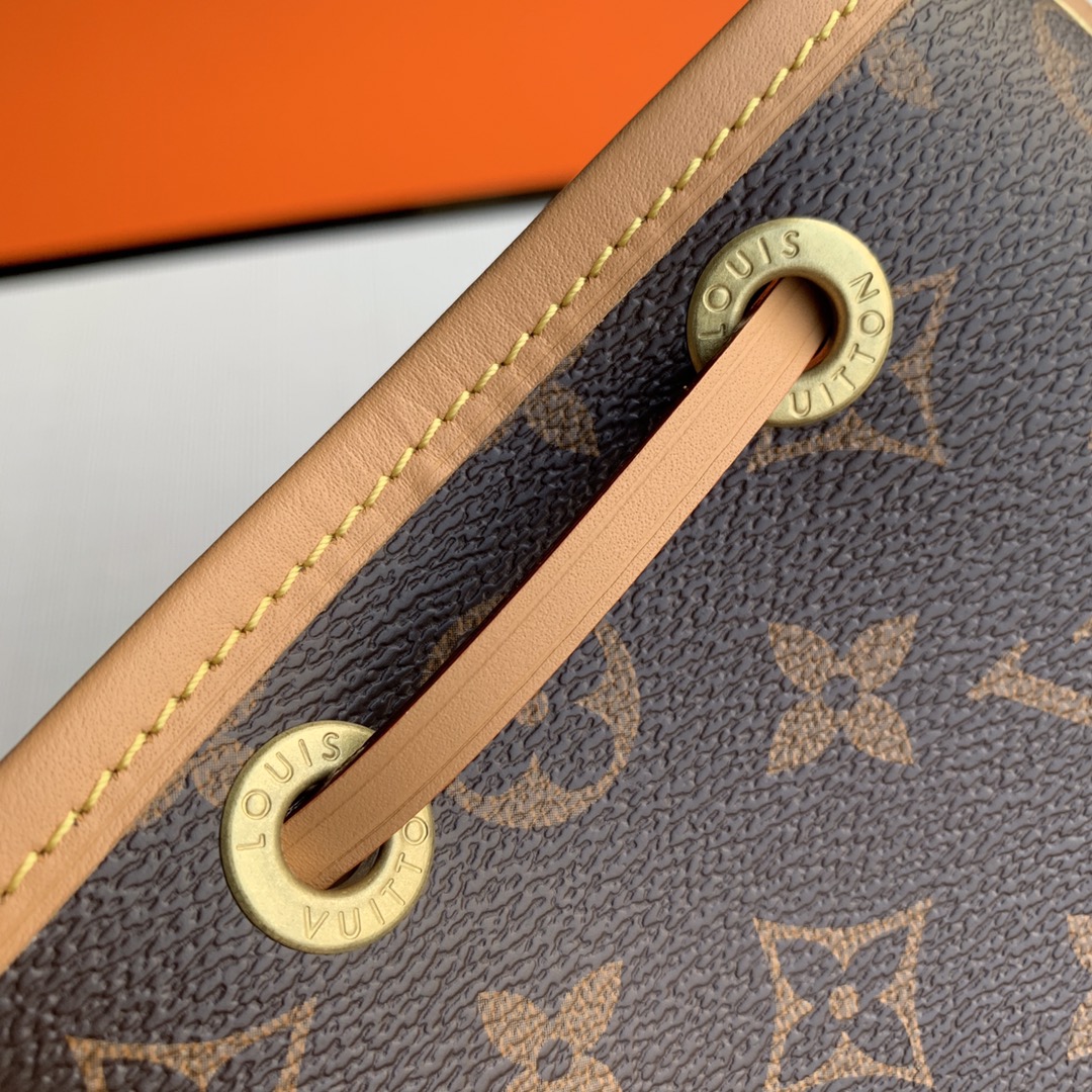 l**is V*t*n néonoé bucket bag -24 x 22 x 15cm