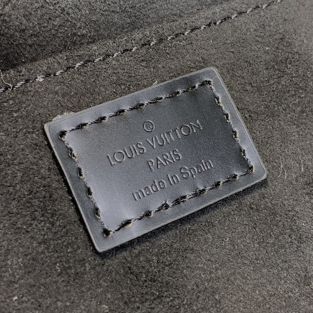 l**is V*t*n petie sac plat tote-17*14*5.5cm