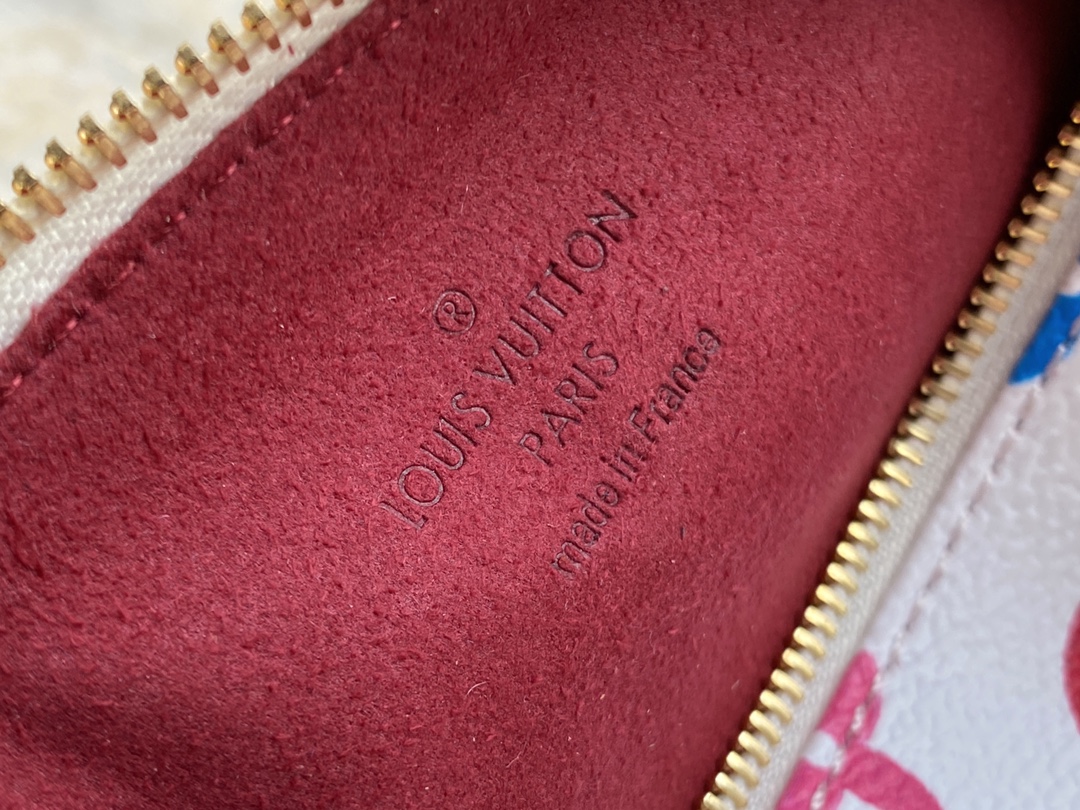 l**is V*t*n mini speedy-15·5*7*10cm