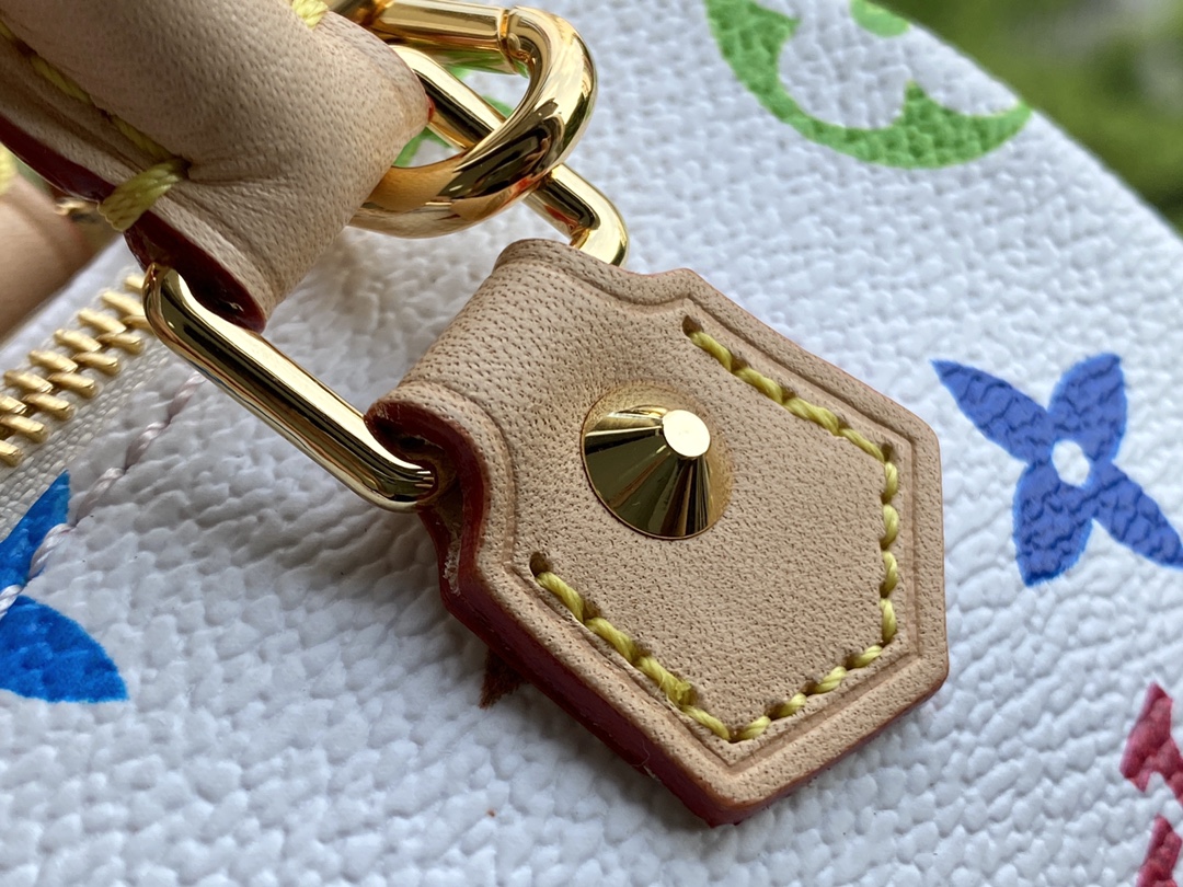 l**is V*t*n mini speedy-15·5*7*10cm