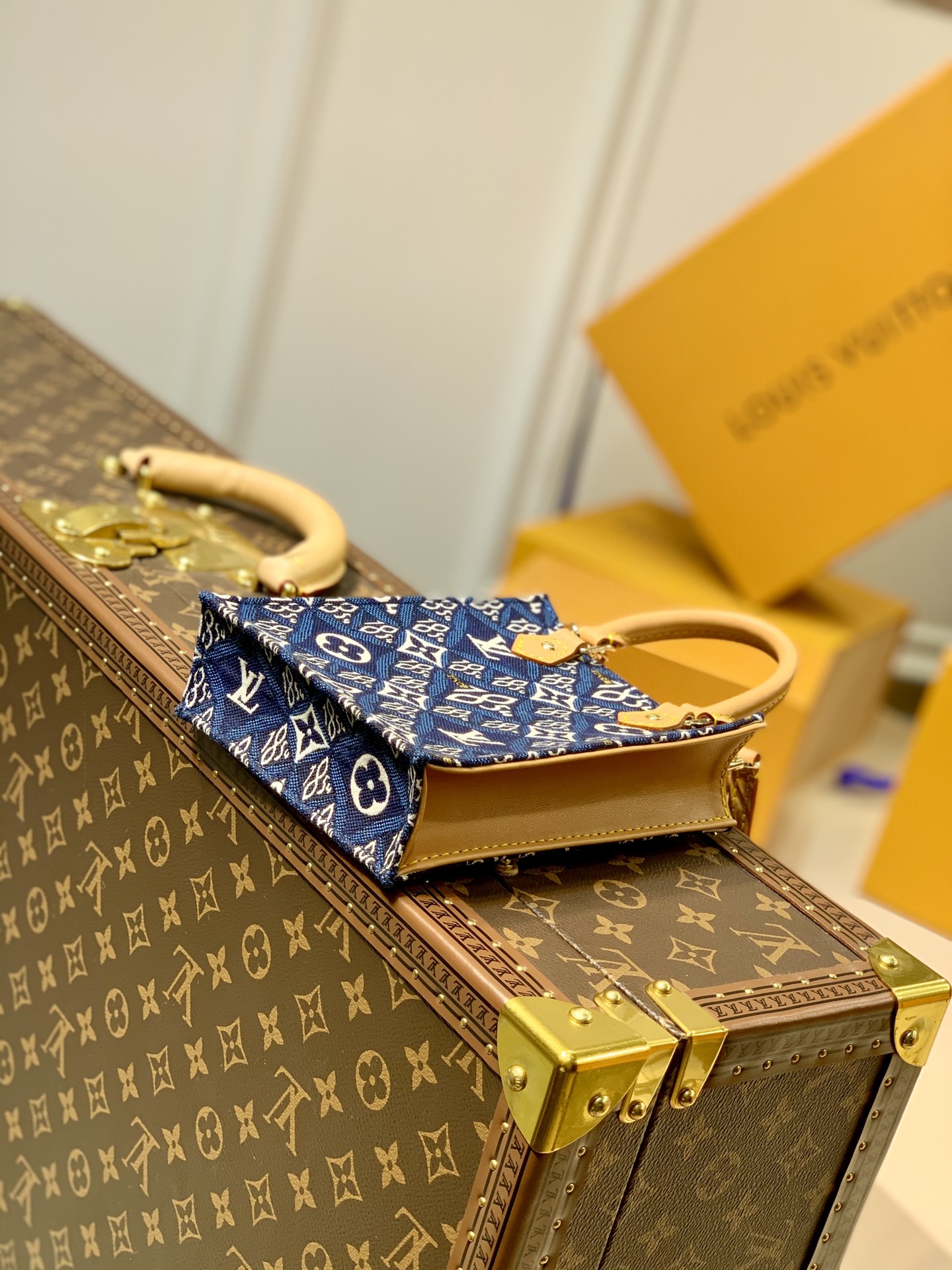 l**is V*t*n petie sac plat tote-17*14*5.5cm