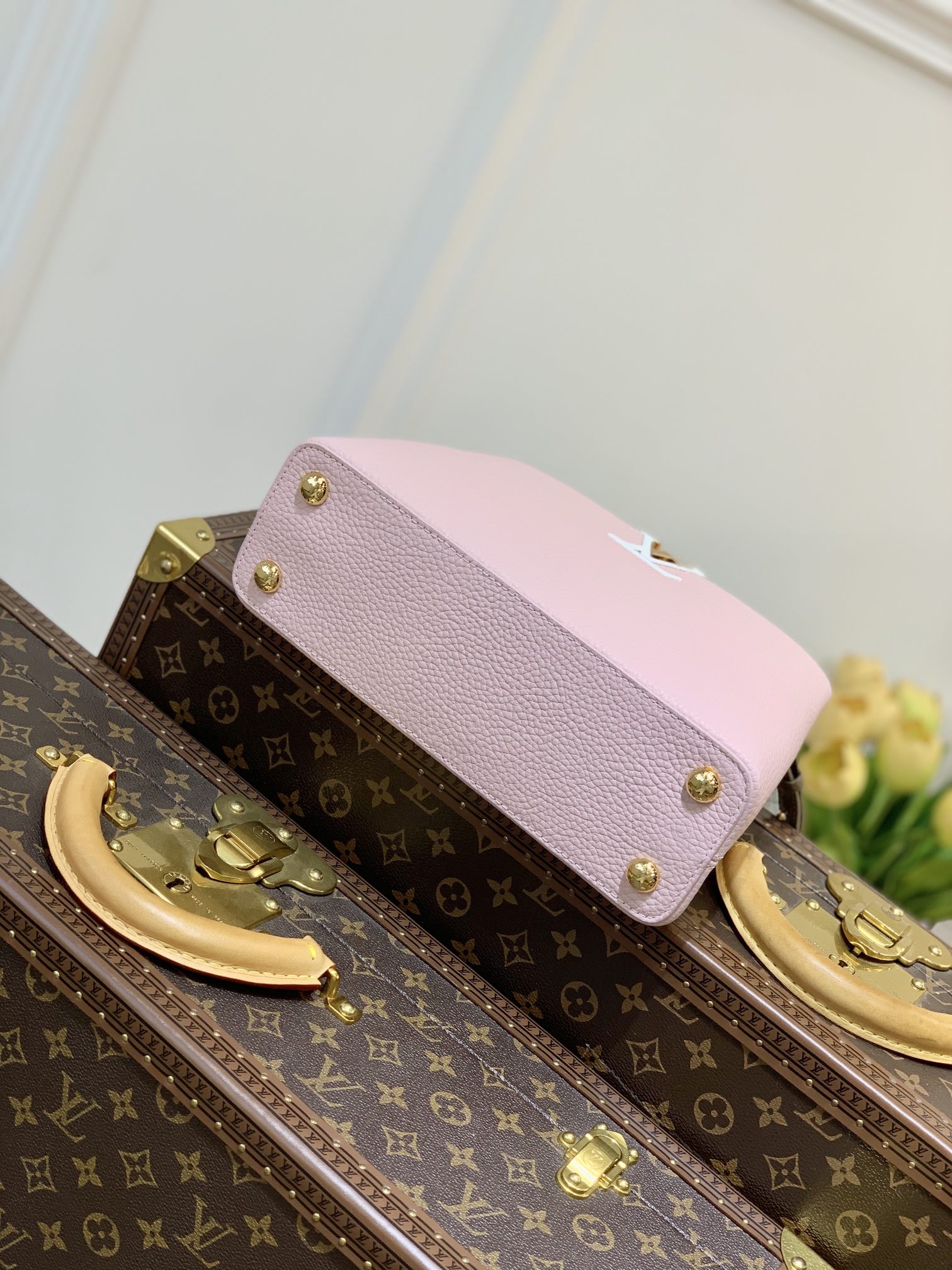 l**is V*t*n capucines bb-27*18*9cm