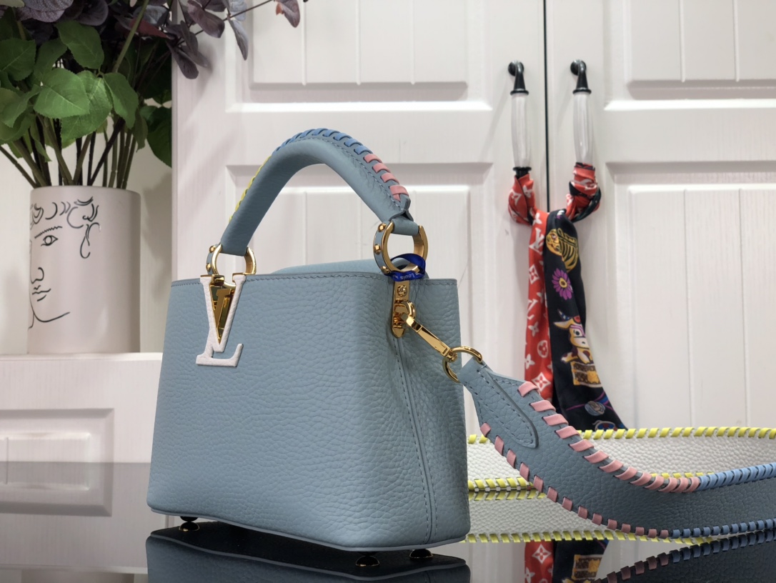 l**is V*t*n capucines bag-27*18*9cm