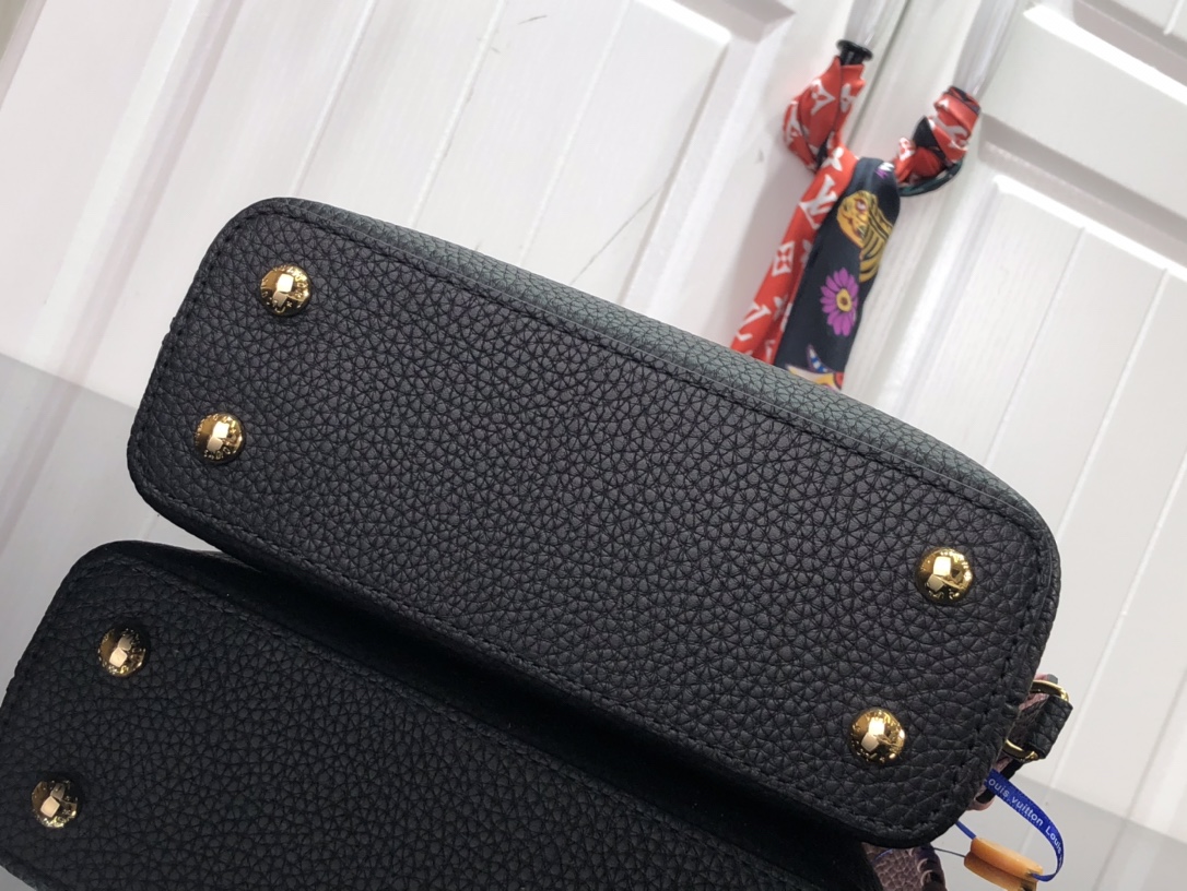 l**is V*t*n capucines bag-27*18*9cm