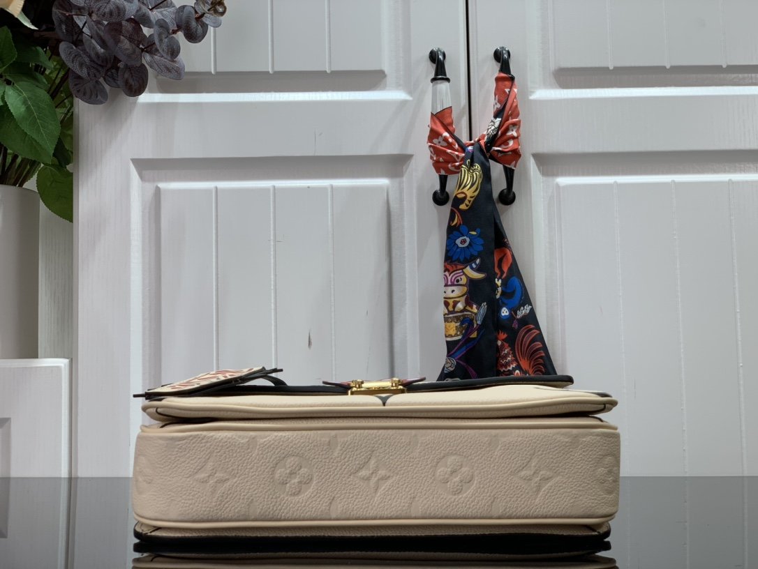 l**is V*t*n pochette metis handbags-25*19*7cm