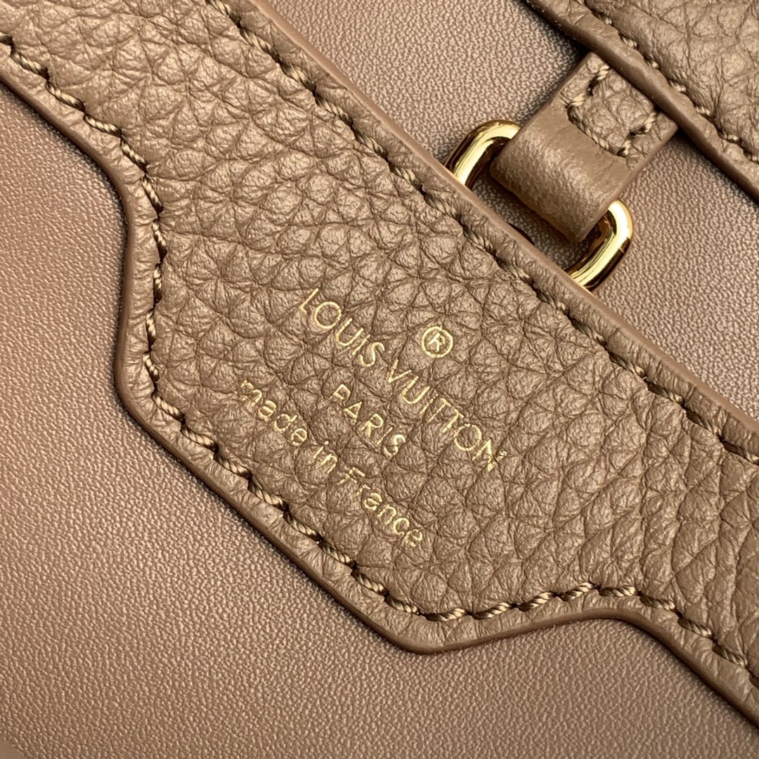 l**is V*t*n capucines bag-27*18*9cm