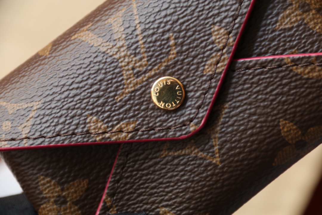 l**is V*t*n pochette kirigami bag-15.5*11.5*0.5cm