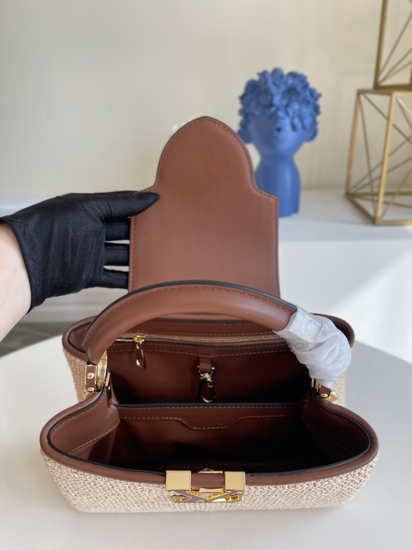 l**is V*t*n capucines bag-27*18*9cm