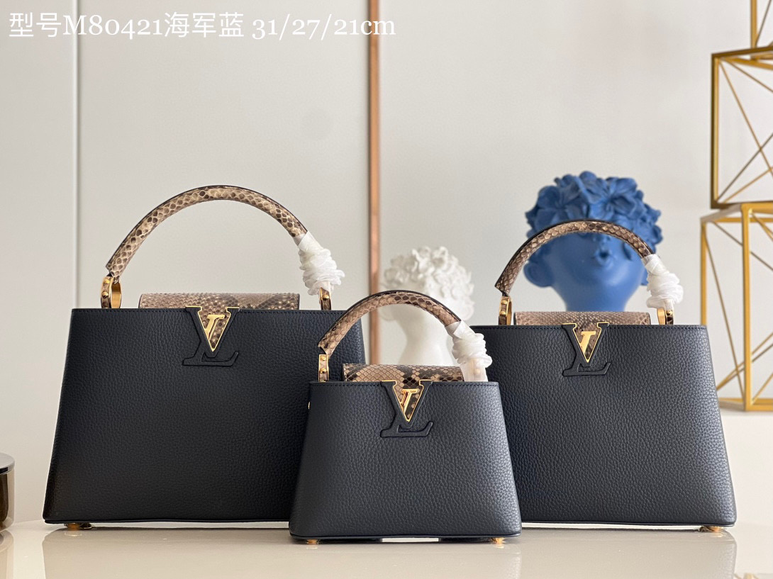 l**is V*t*n capucines handlebag(navy blue color)