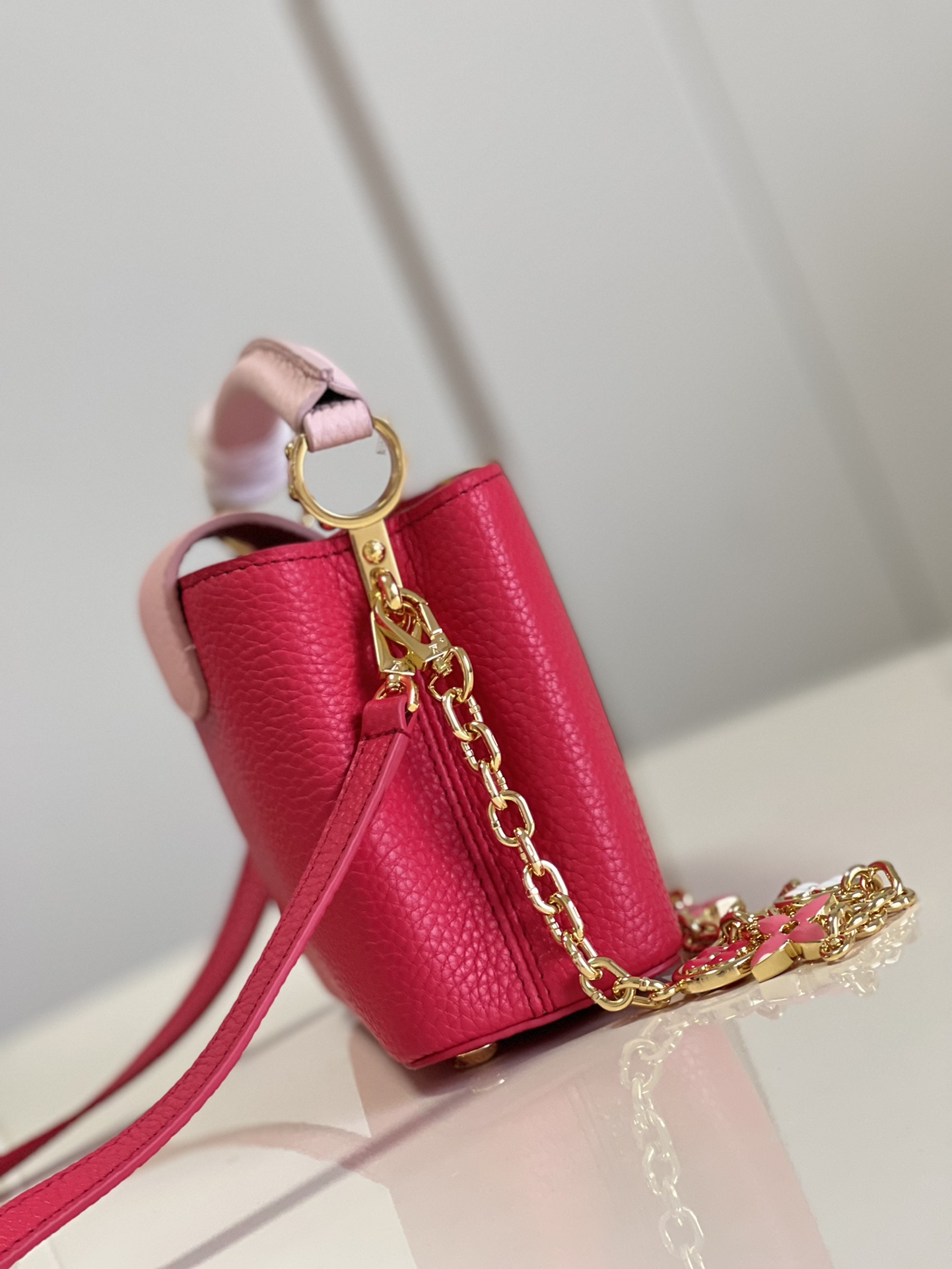 l**is V*t*n capucines handleba