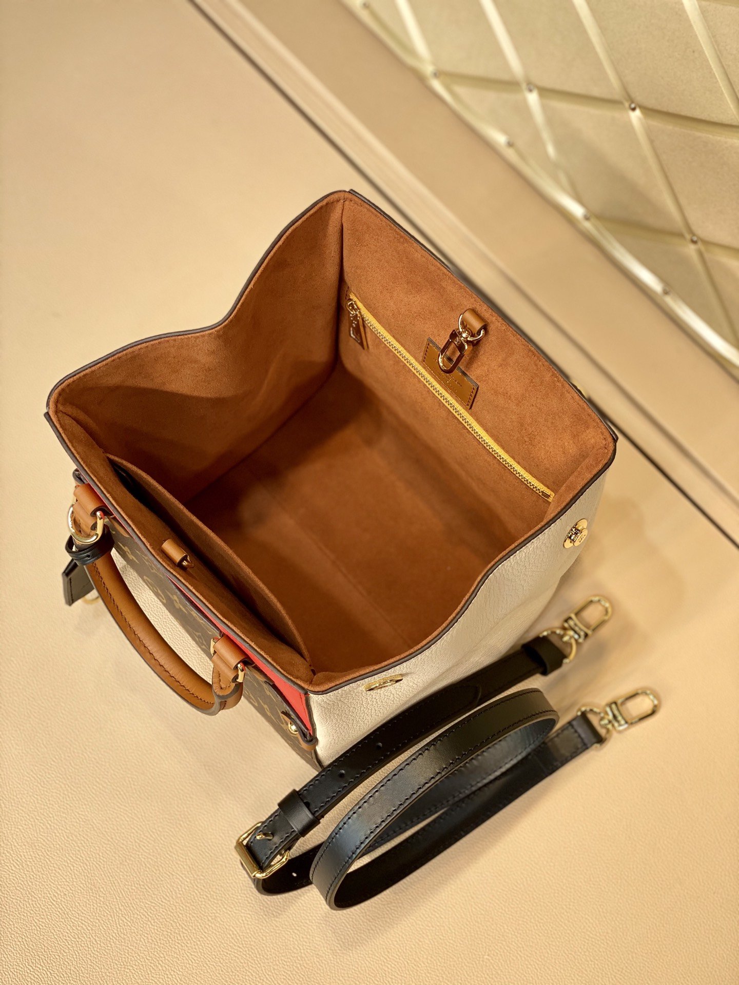 l**is V*t*n fold tote bag-35*40*17cm