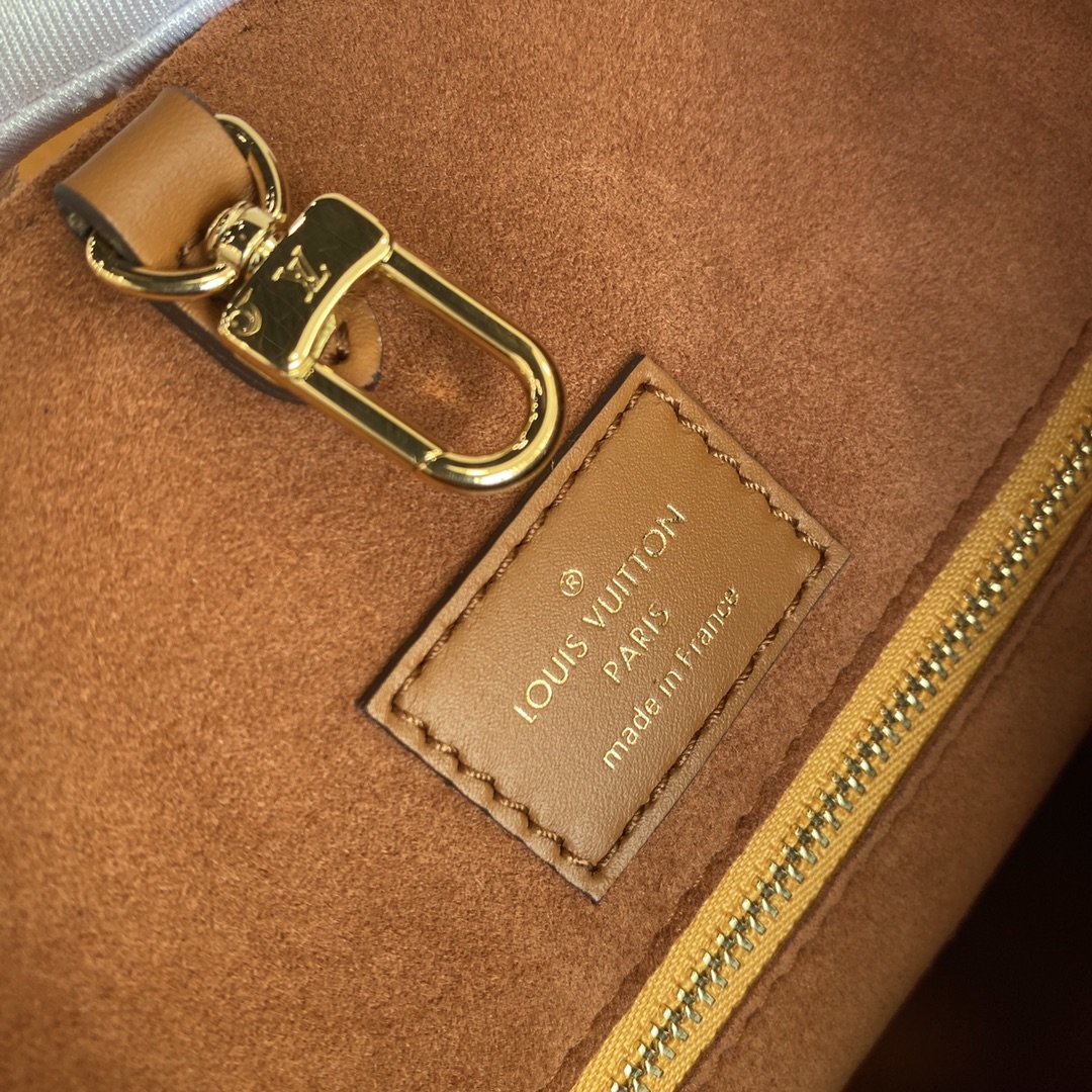 l**is V*t*n fold tote bag-35*40*17cm