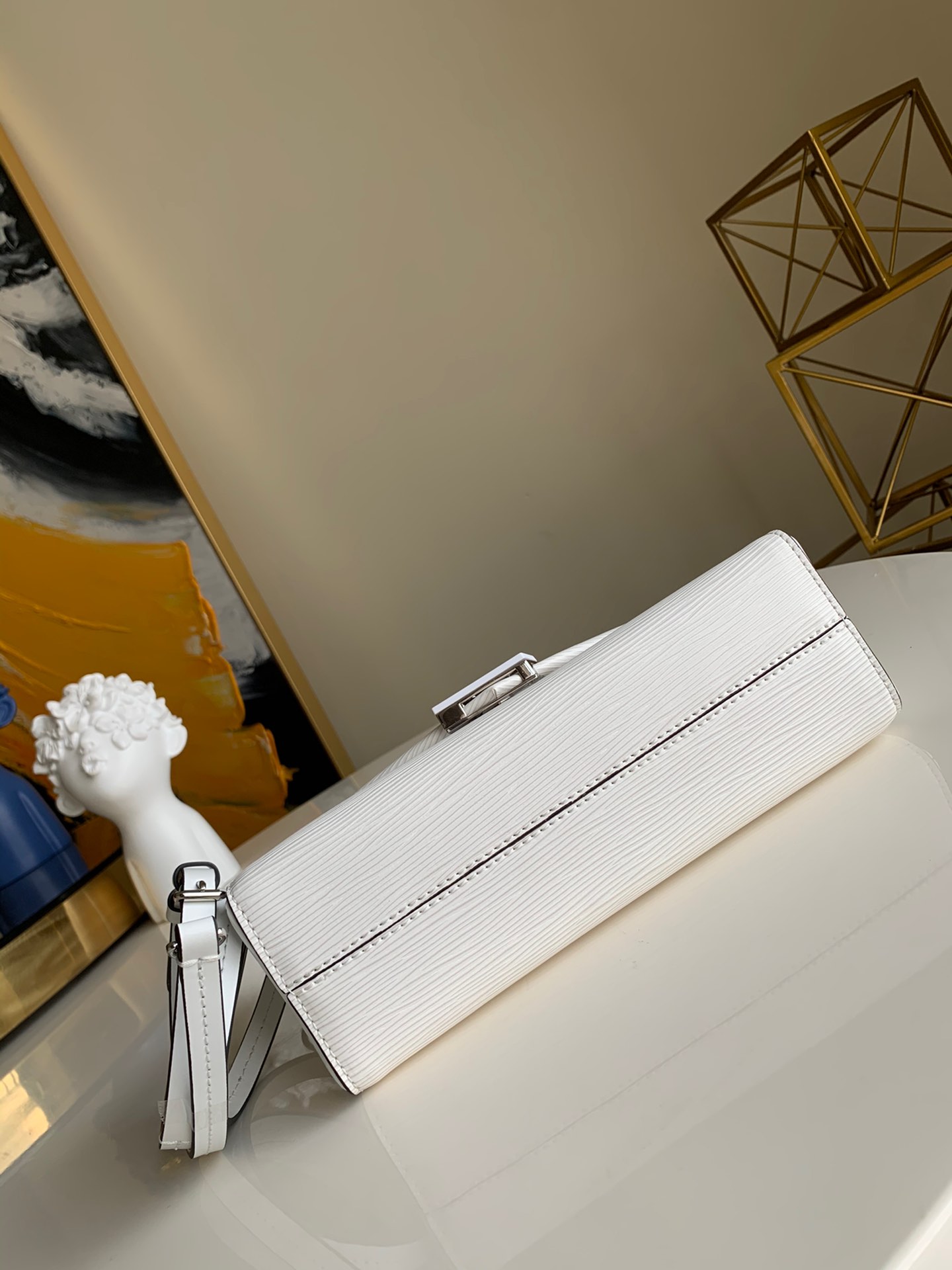 l**is V*t*n pochette grenelle-23*16*8cm